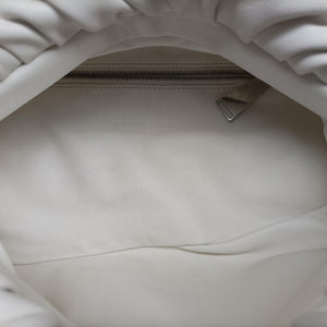 Pre-owned Bottega Veneta The Pouch White lambskin  shoulderbag | stylenewstar
