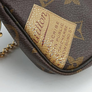 Pre-owned Louis Vuitton Mini Pochette Accessoires Brown Monogram Canvas M63798 handbag | stylenewstar