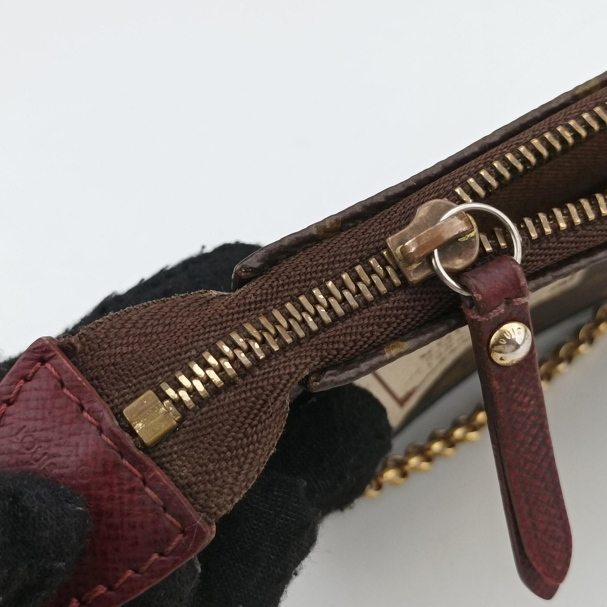 Pre-owned Louis Vuitton Mini Pochette Accessoires Brown Monogram Canvas M63798 handbag | stylenewstar