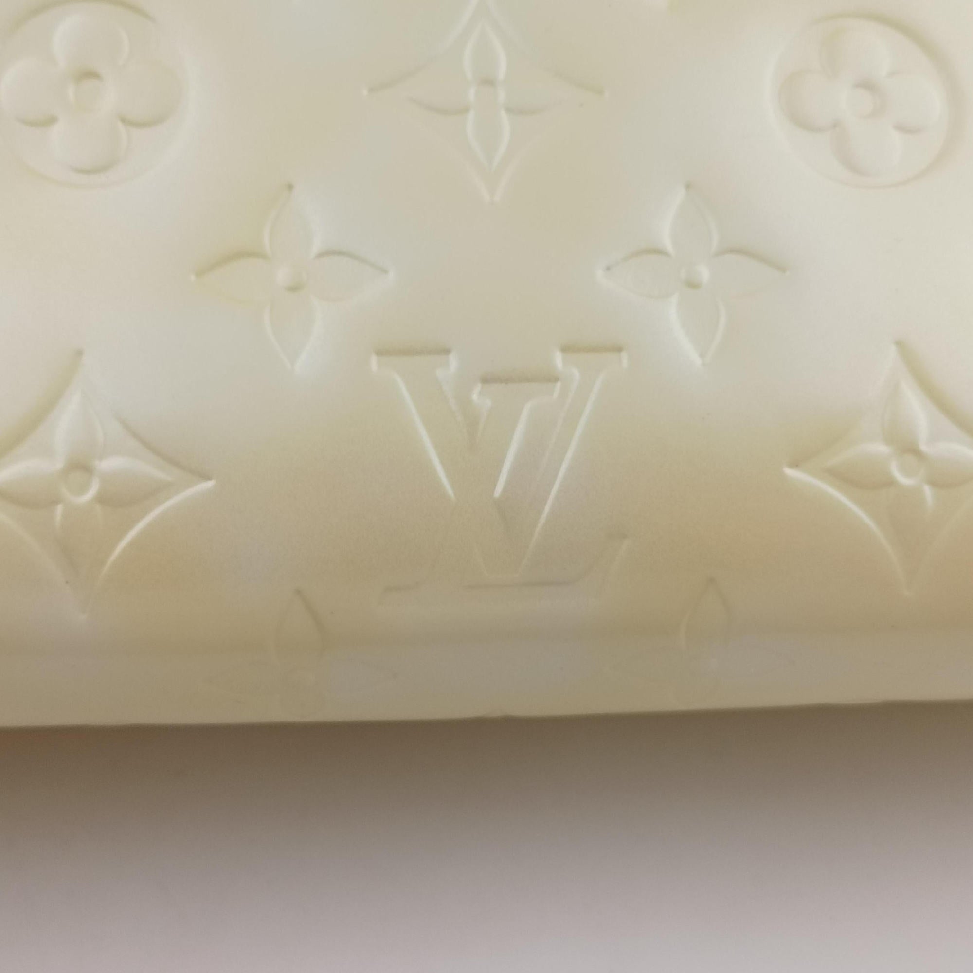 Pre-owned Louis Vuitton ROXBURY Drive Perle Vernis M91374 shoulderbag | stylenewstar