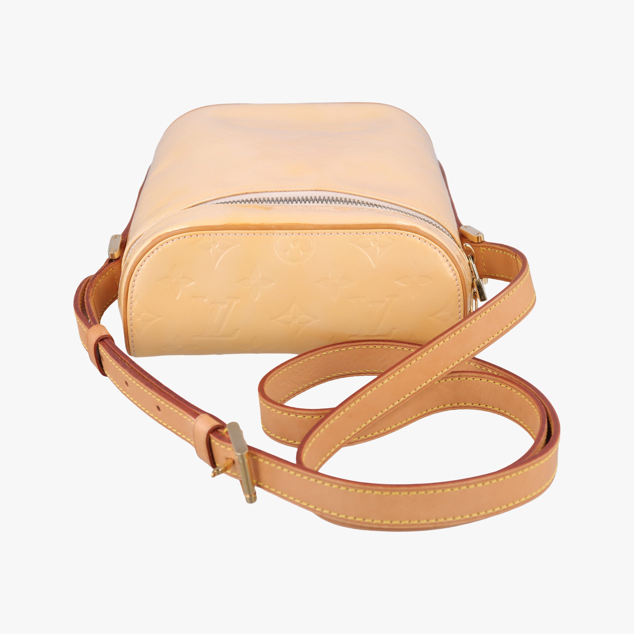 Pre-owned Louis Vuitton Sullivan Vertical Marshmallow Pink Vernis M91298 shoulderbag | stylenewstar