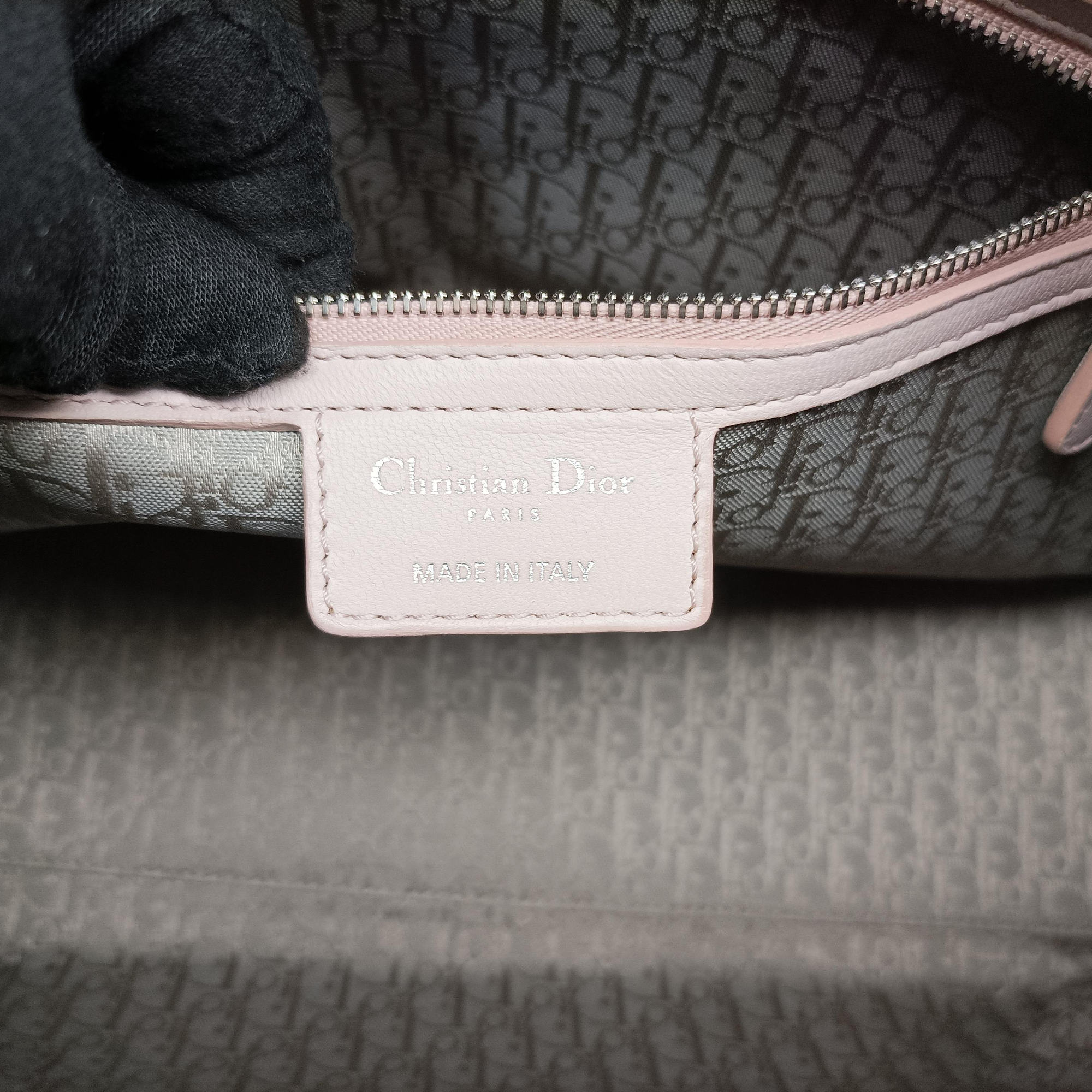 Pre-owned Christian Dior Lady Dior Pink lambskin  shoulderbag | stylenewstar