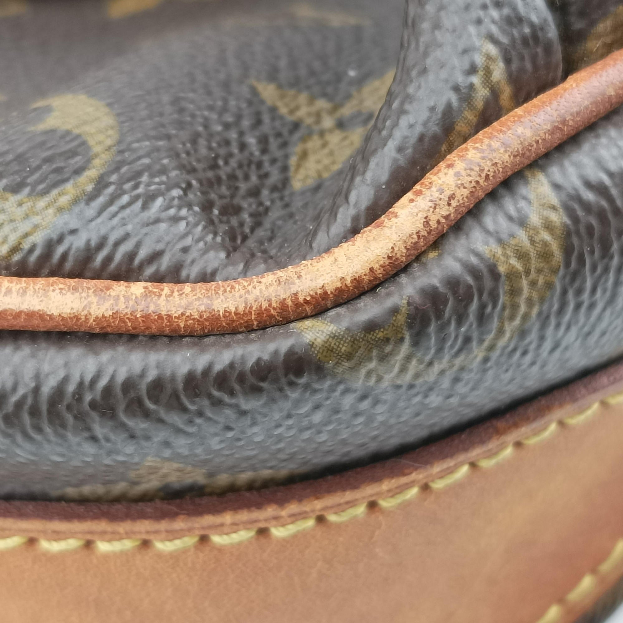 Pre-owned Louis Vuitton TULUM GM Brown Monogram Canvas M40075 shoulderbag | stylenewstar