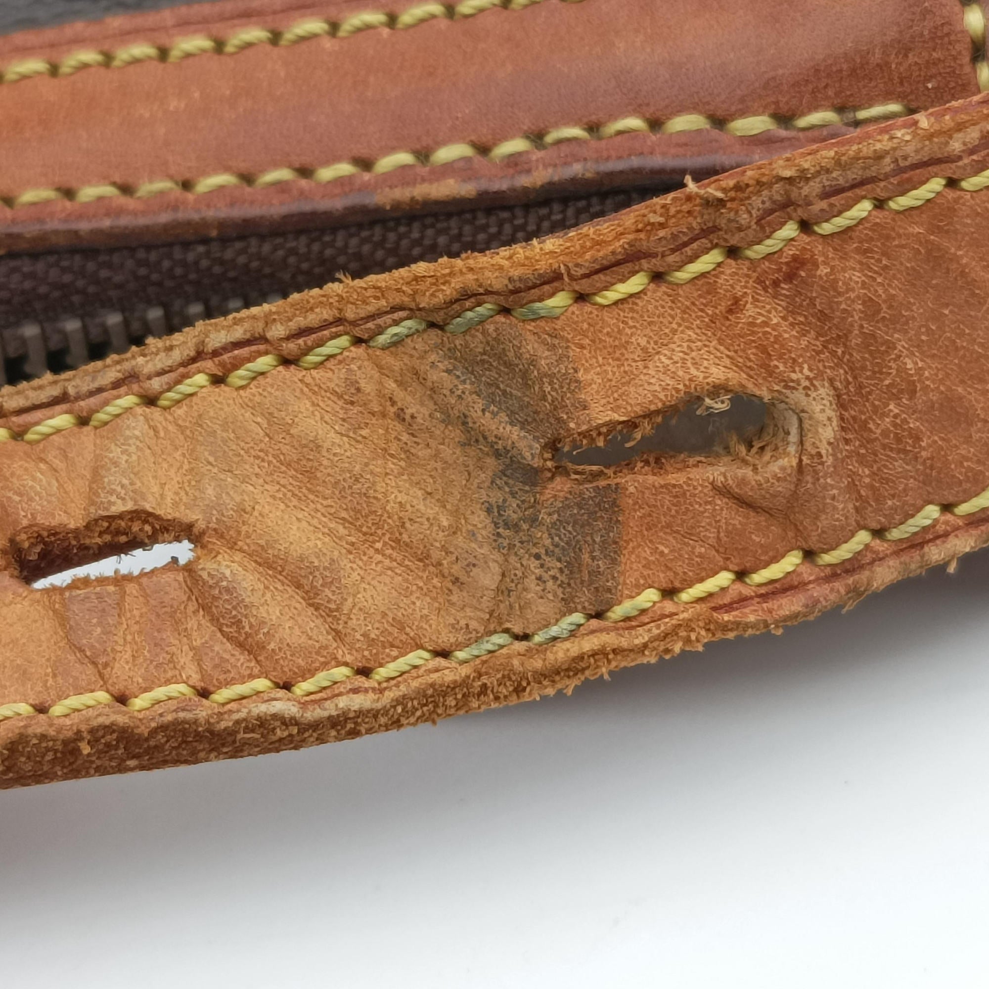 Pre-owned Louis Vuitton TULUM GM Brown Monogram Canvas M40075 shoulderbag | stylenewstar