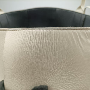 Vintage Bottega Veneta The Arcotote White lambskin  handbag | stylenewstar