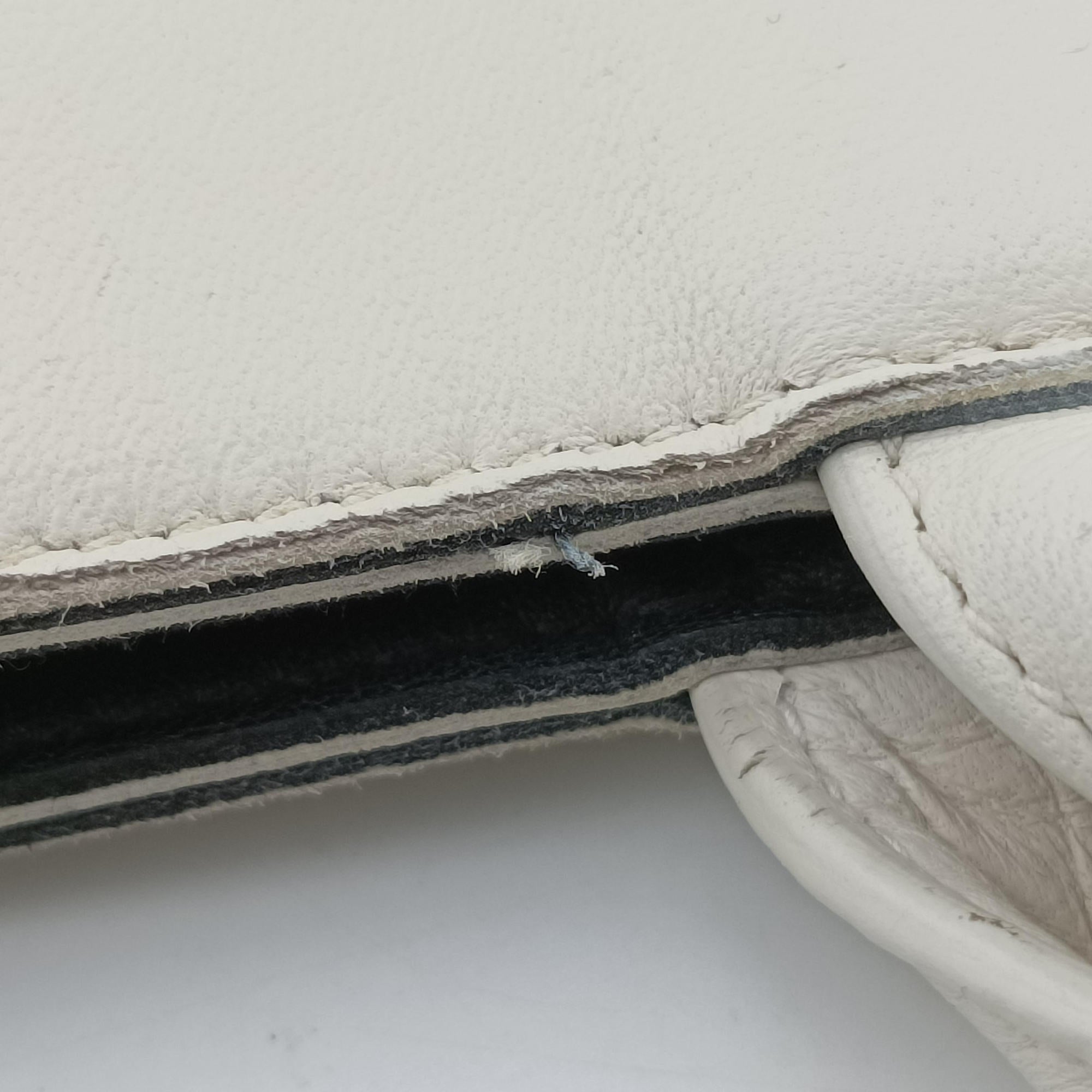 Vintage Bottega Veneta The Arcotote White lambskin  handbag | stylenewstar