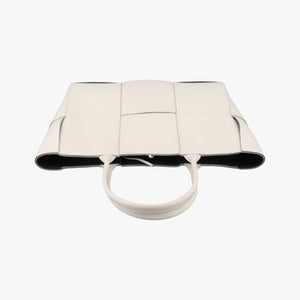 Vintage Bottega Veneta The Arcotote White lambskin  handbag | stylenewstar