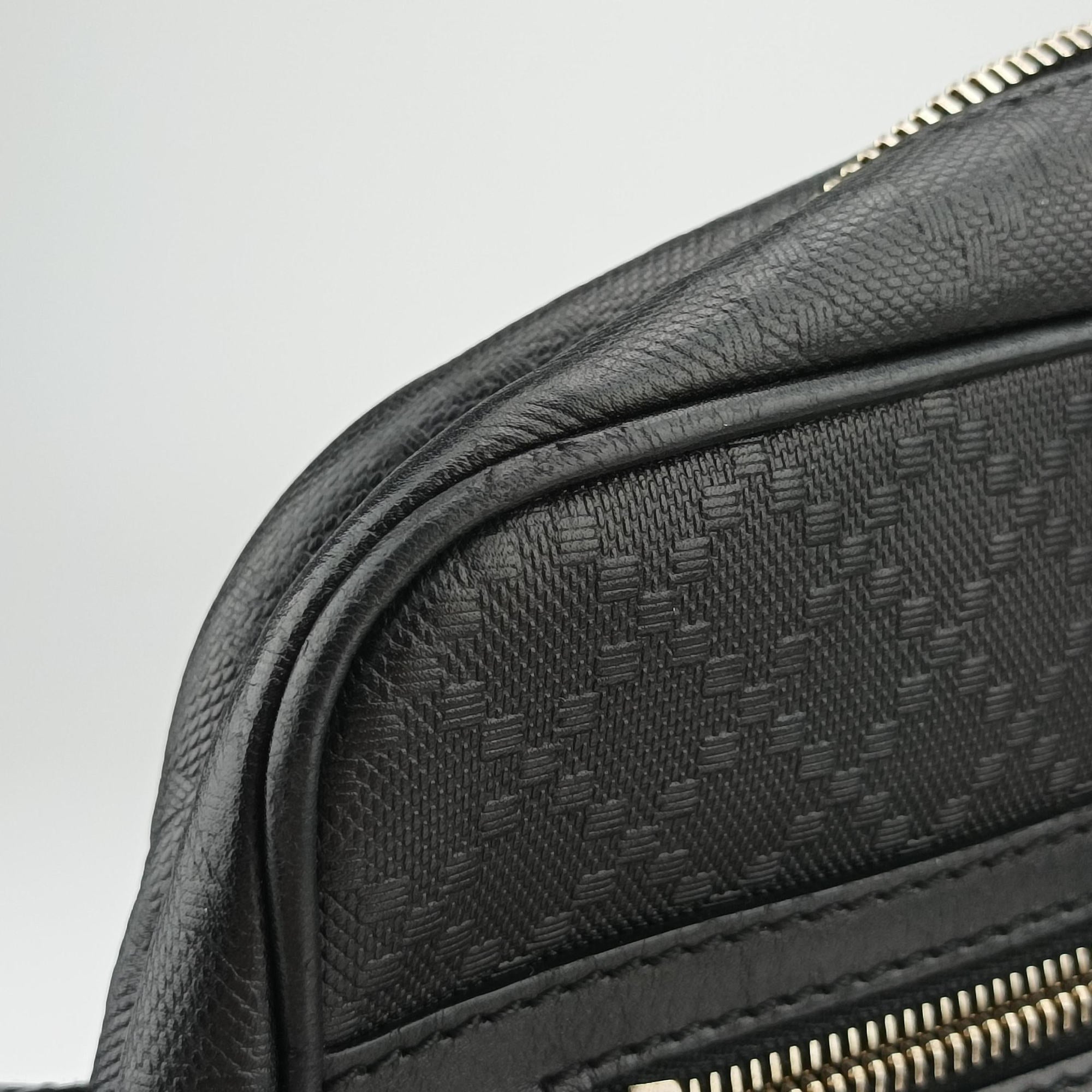 Pre-owned Gucci Diamante Black leather 201448 shoulderbag | stylenewstar