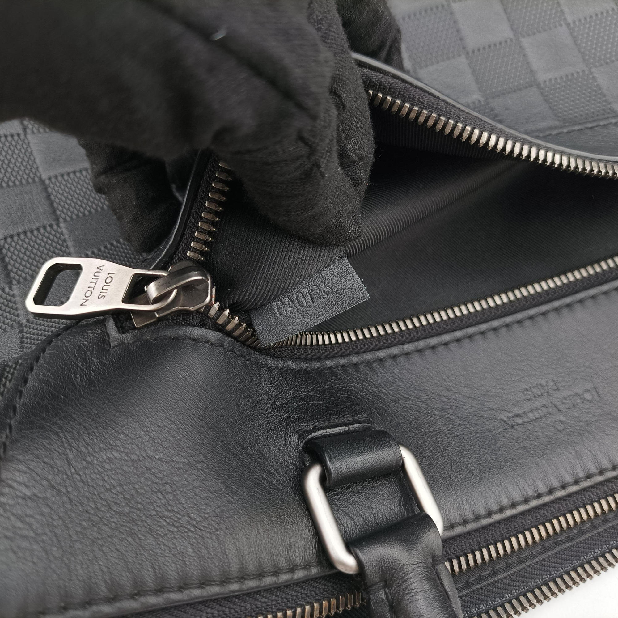 Secondhand Louis Vuitton Porte-Documents Jour NM Noir Damier Graphite N48260 handbag | stylenewstar