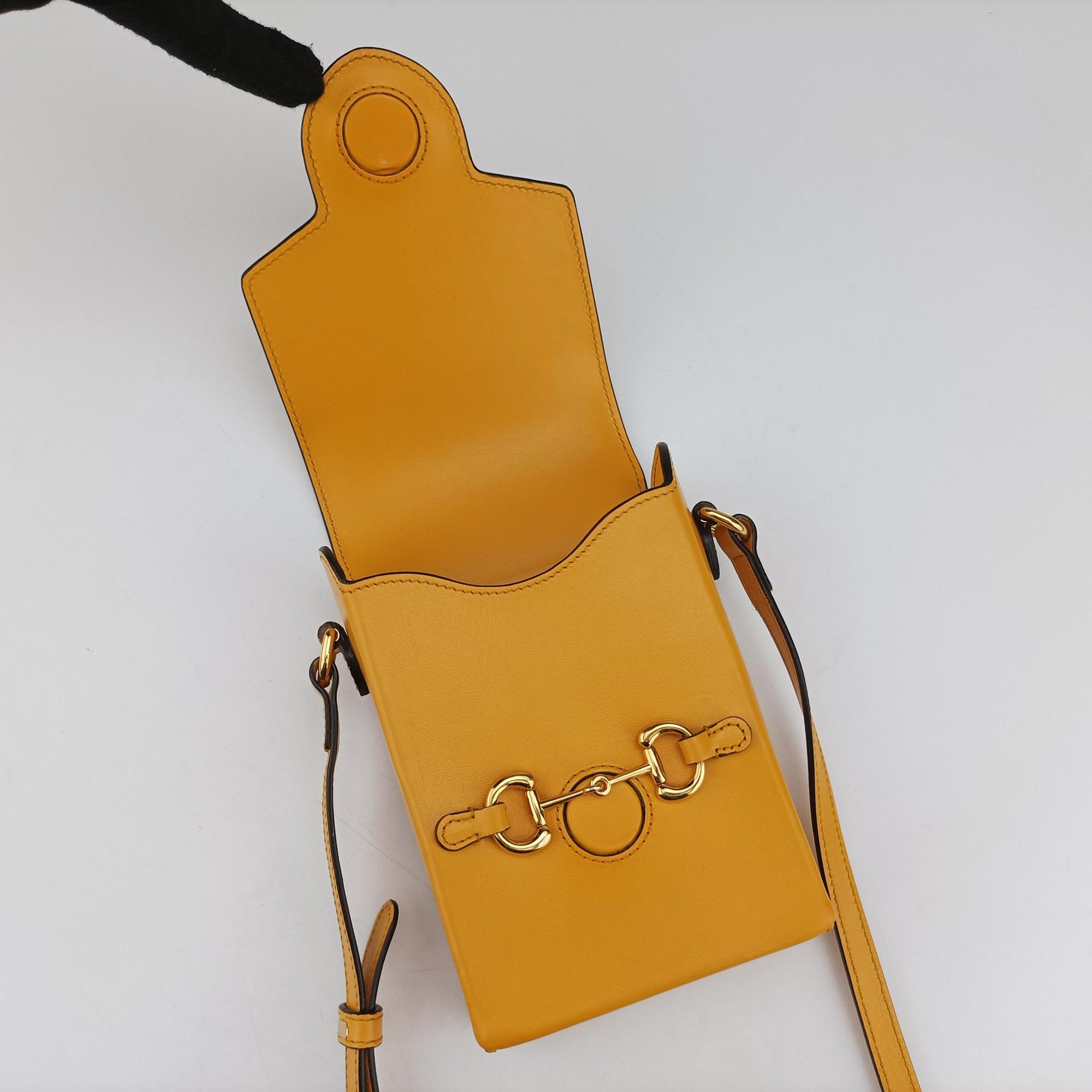 Vintage Gucci Horsebit 1955 Yellow Leather 625615 shoulderbag | stylenewstar