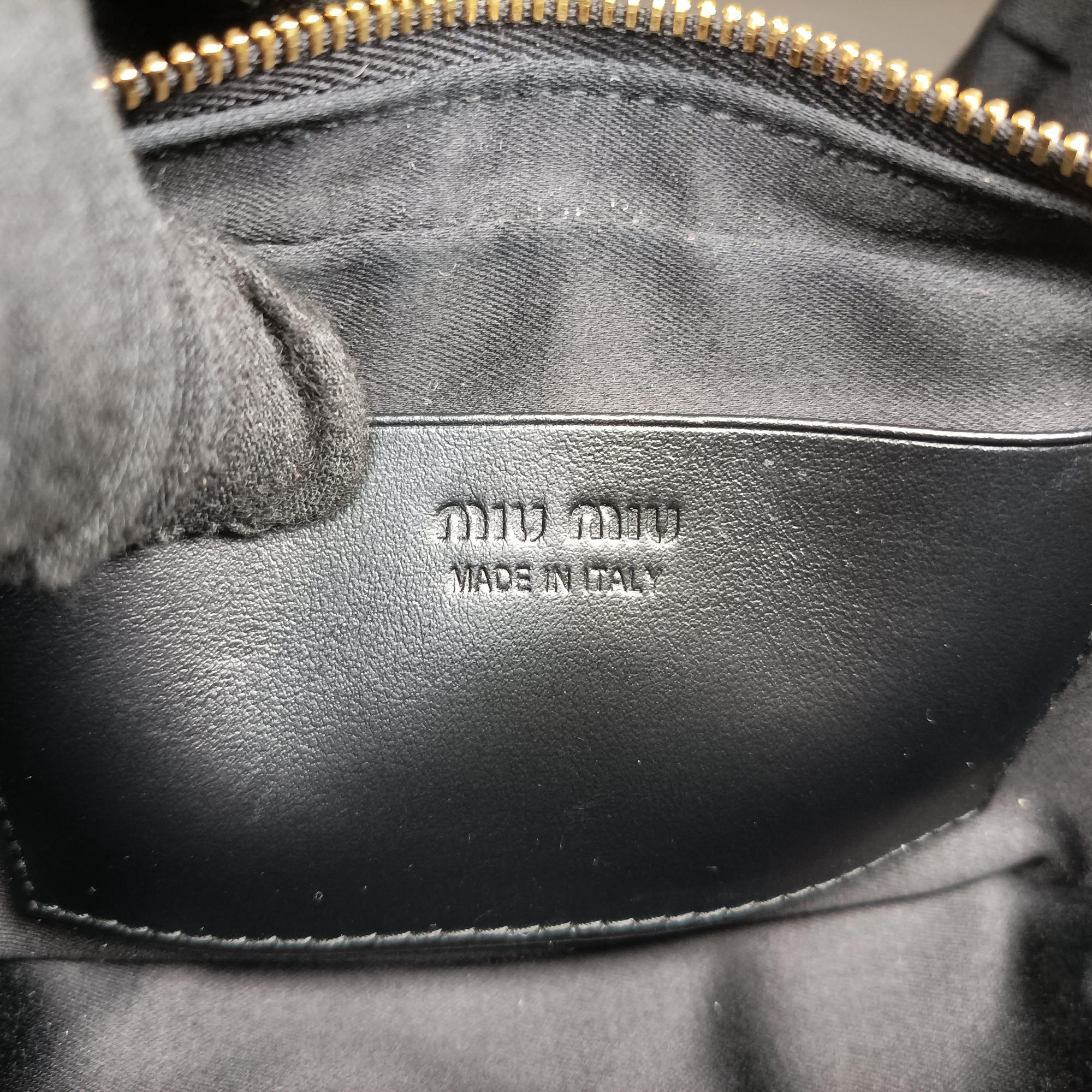 Secondhand Miu Miu logo Black leather  bum bag/waist bag | stylenewstar