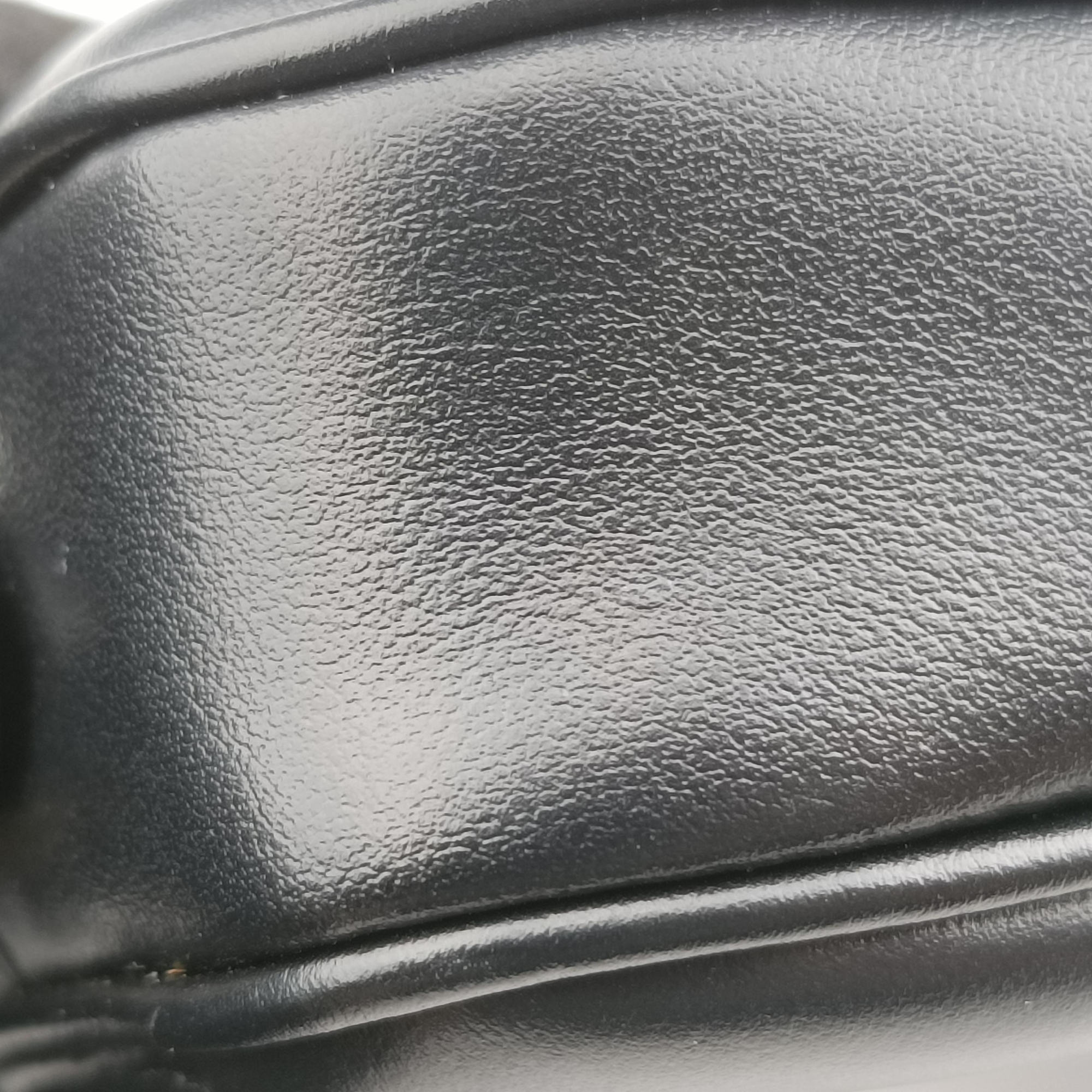 Secondhand Miu Miu logo Black leather  bum bag/waist bag | stylenewstar