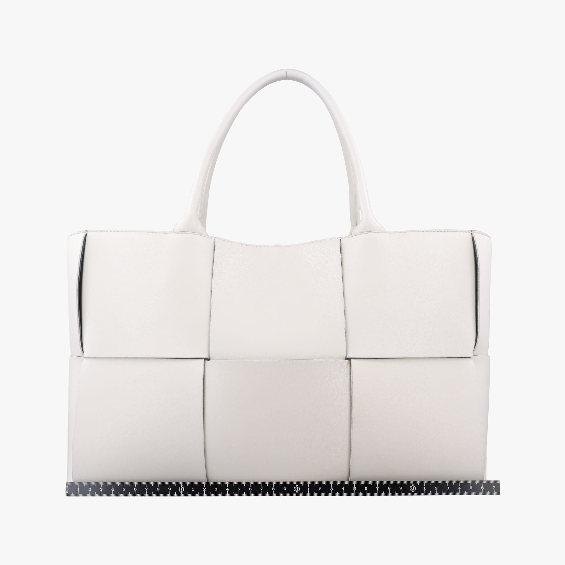 Pre-owned Bottega Veneta The Arcotote White lambskin  handbag | stylenewstar