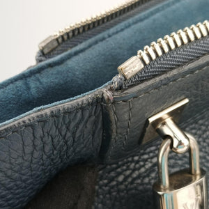 Pre-owned Louis Vuitton Greenwich Marine Taurillon Leather M94477 shoulderbag | stylenewstar