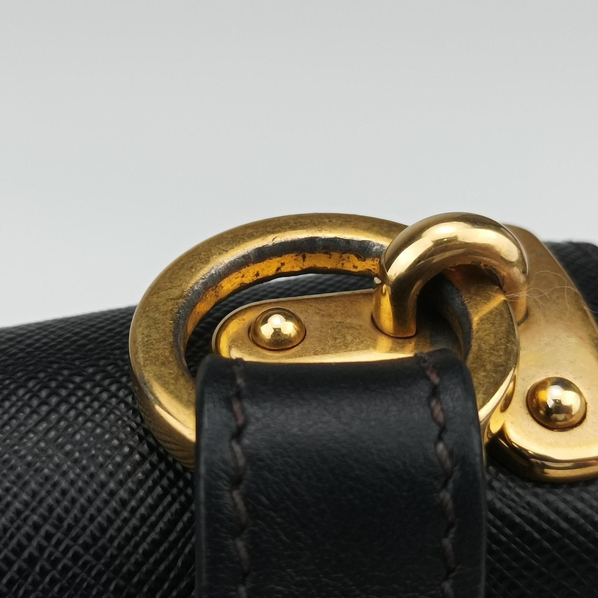 Pre-owned Prada Cahier Black Leather 1BD045 shoulderbag | stylenewstar