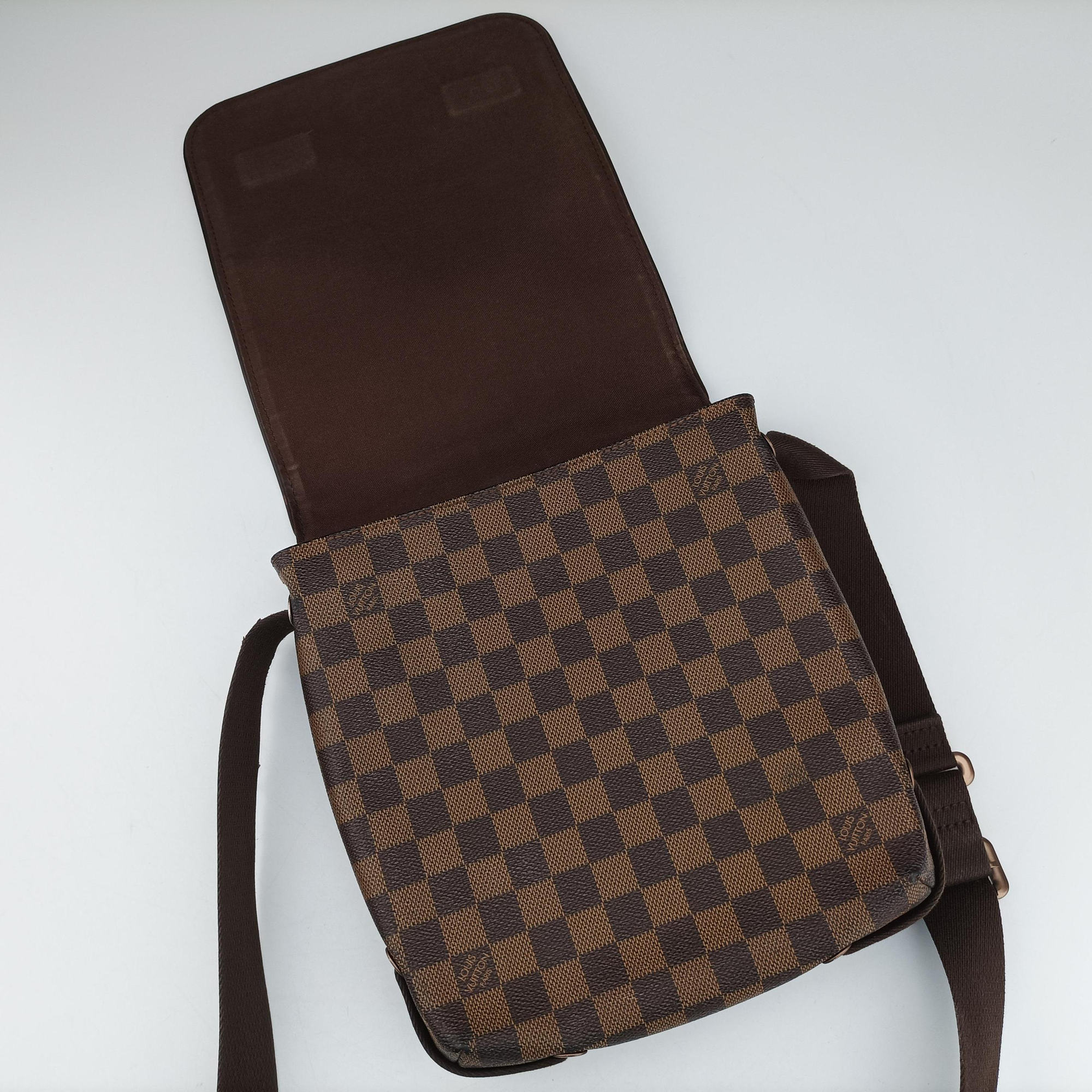 Secondhand Louis Vuitton BROOKLYN PM EBENE Damier Canvas N51210 shoulderbag | stylenewstar