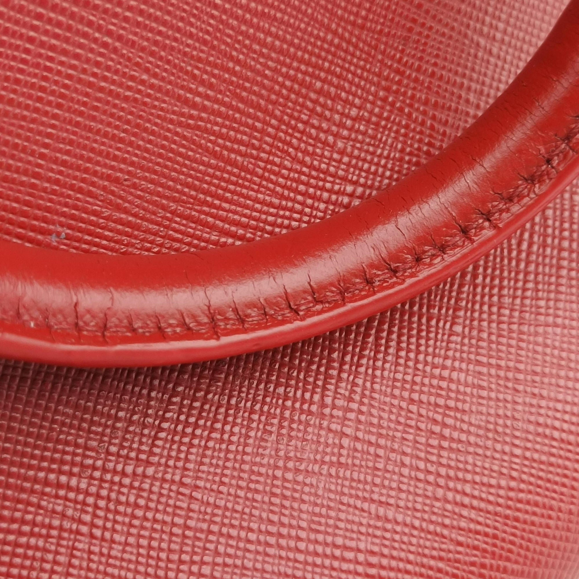 Pre-owned Prada Galleria Red SAFFIANO Leather BN1786 handbag | stylenewstar