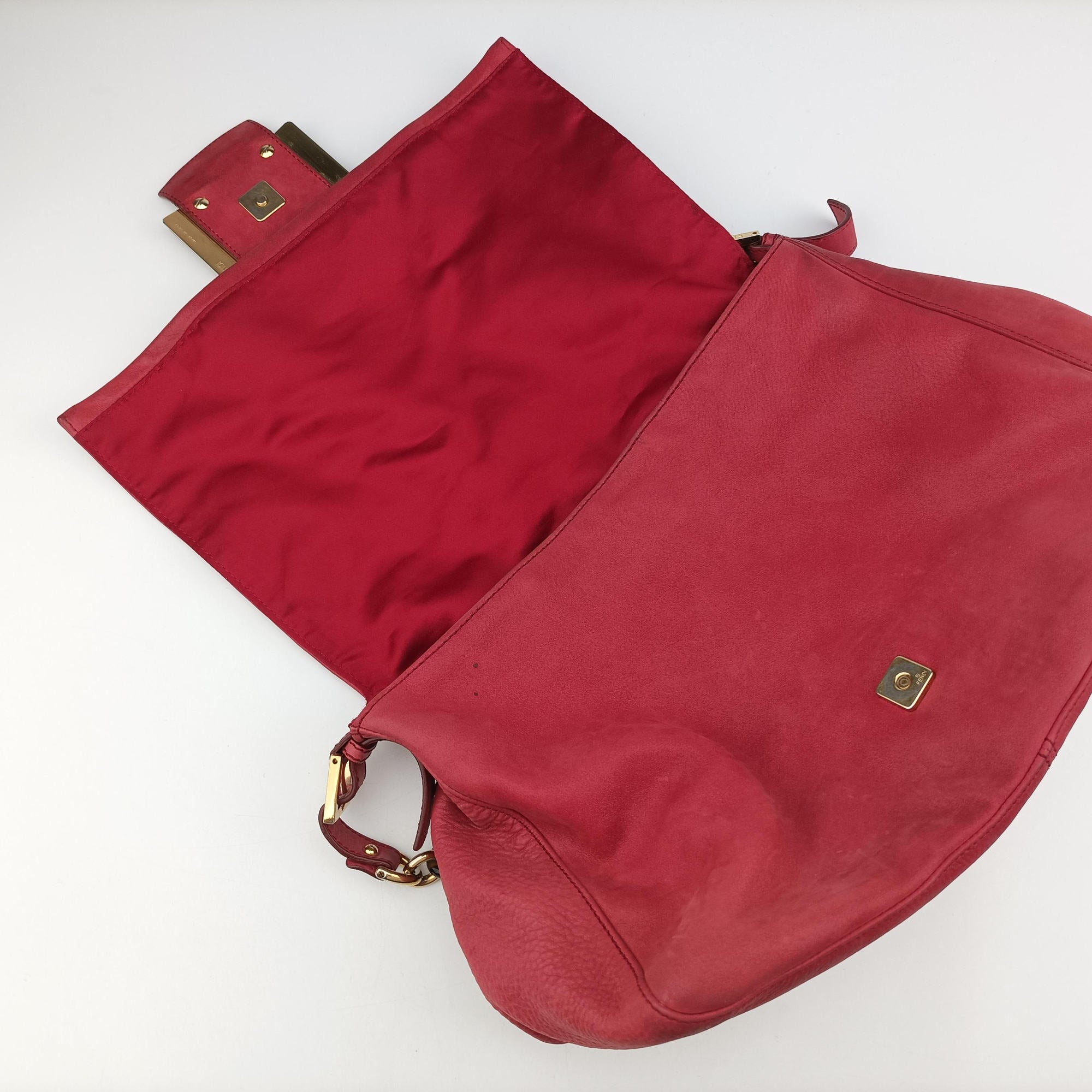 Pre-owned Fendi Big Mamma Forever Flap Red Suede 8BR638 shoulderbag | stylenewstar