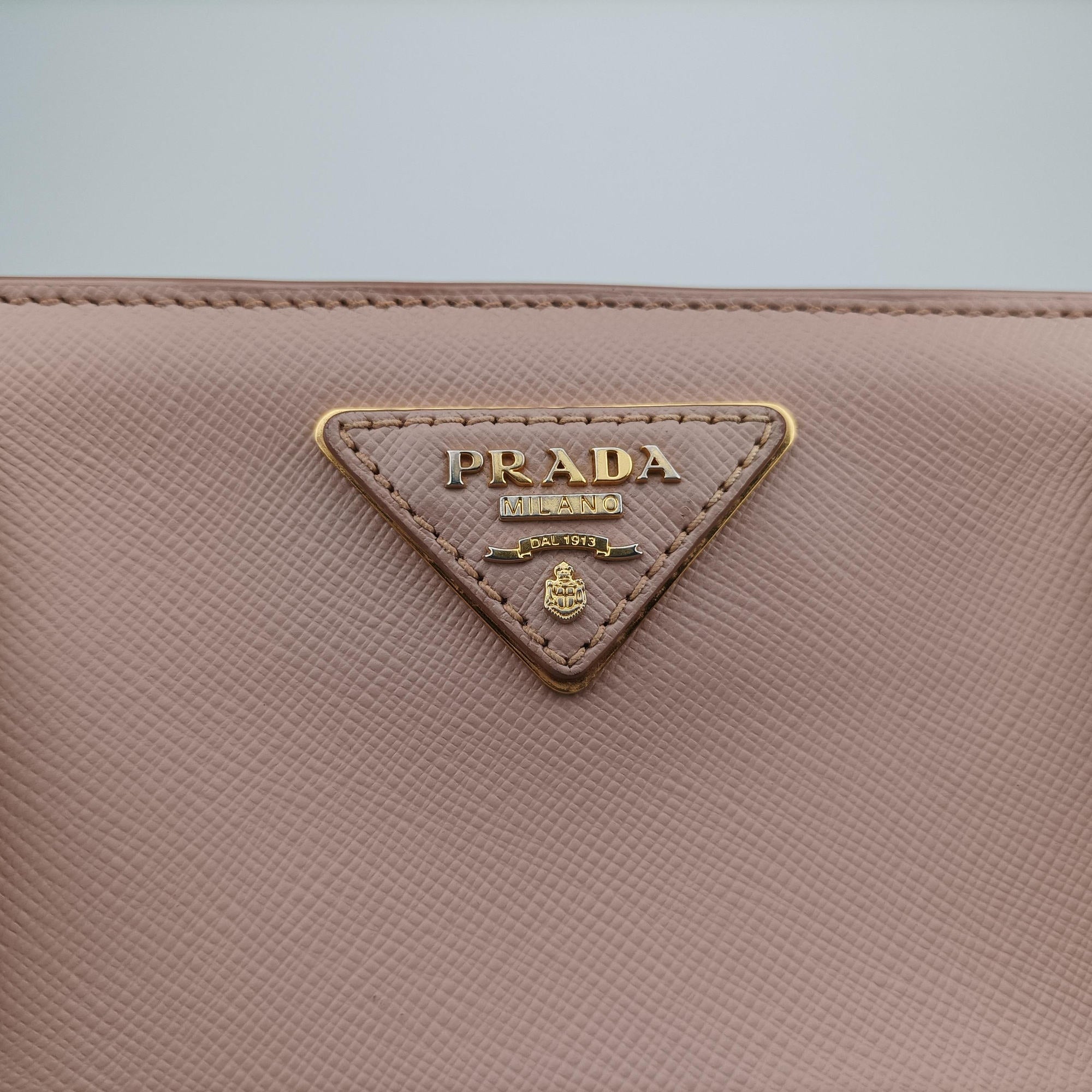 Vintage Prada Galleria Pink SAFFIANO Leather BN1786 shoulderbag | stylenewstar