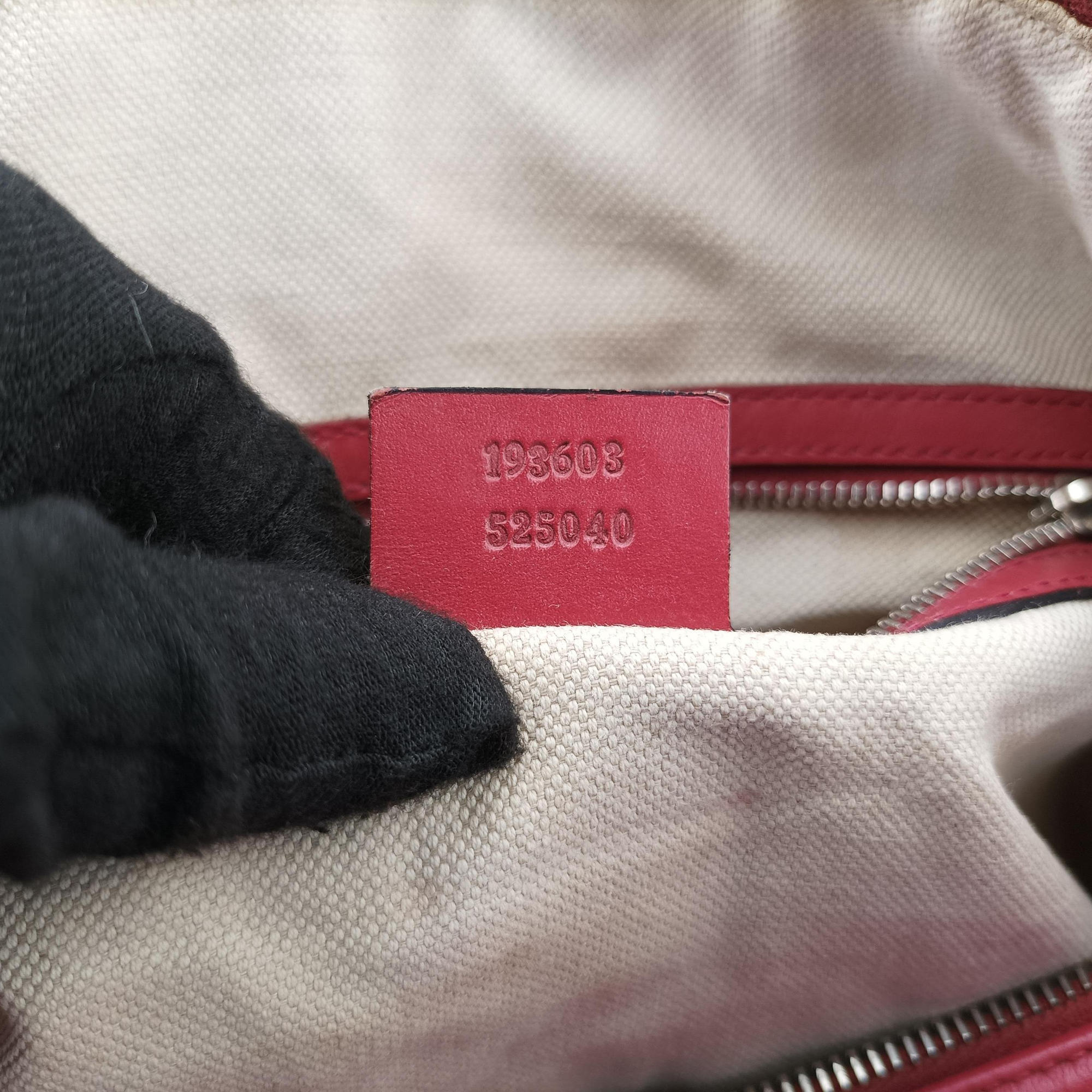 Vintage Gucci GG plus Spring Joy GG Supreme Red PVC coated canvas×Leather 193603 handbag | stylenewstar