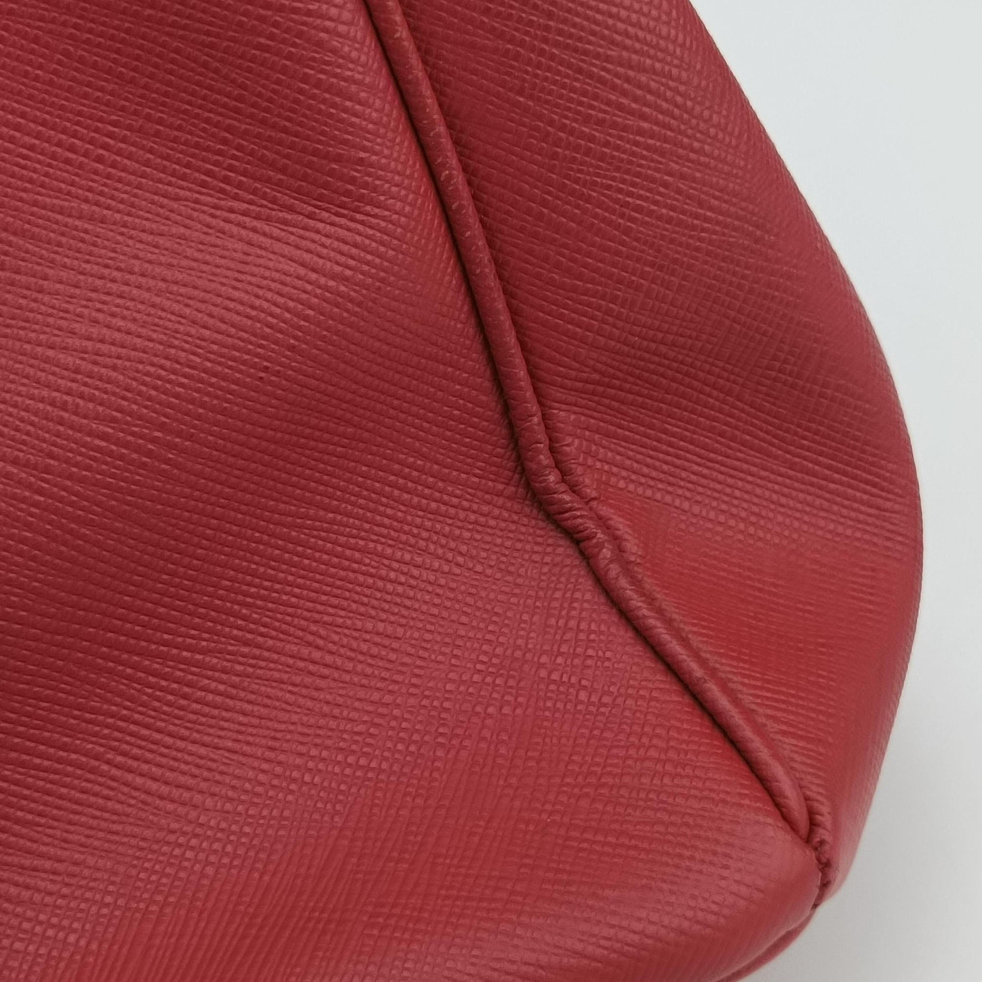 Pre-owned Prada Galleria Red SAFFIANO Leather BN1874 handbag | stylenewstar