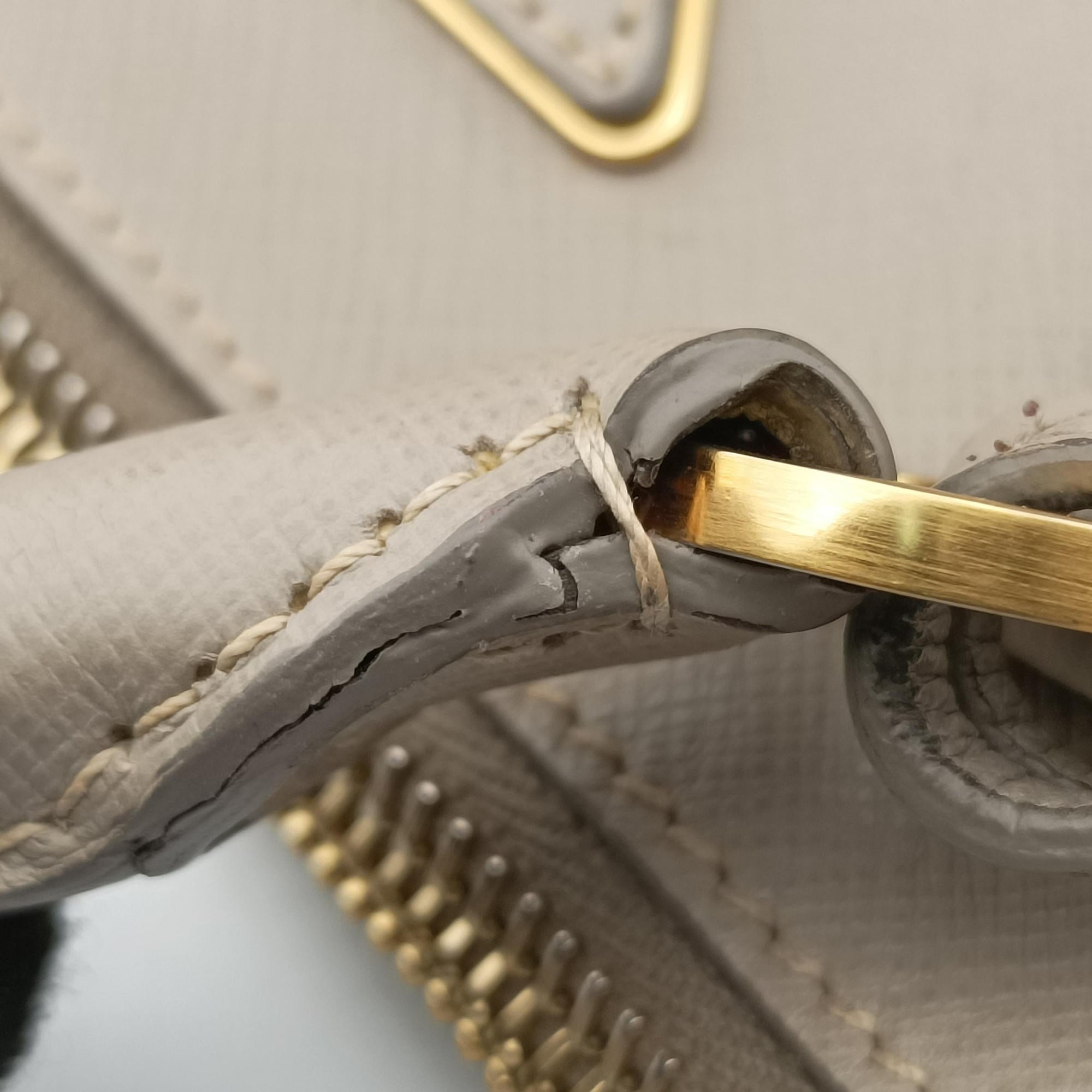Secondhand Prada Galleria beige SAFFIANO Leather BN2274 handbag | stylenewstar