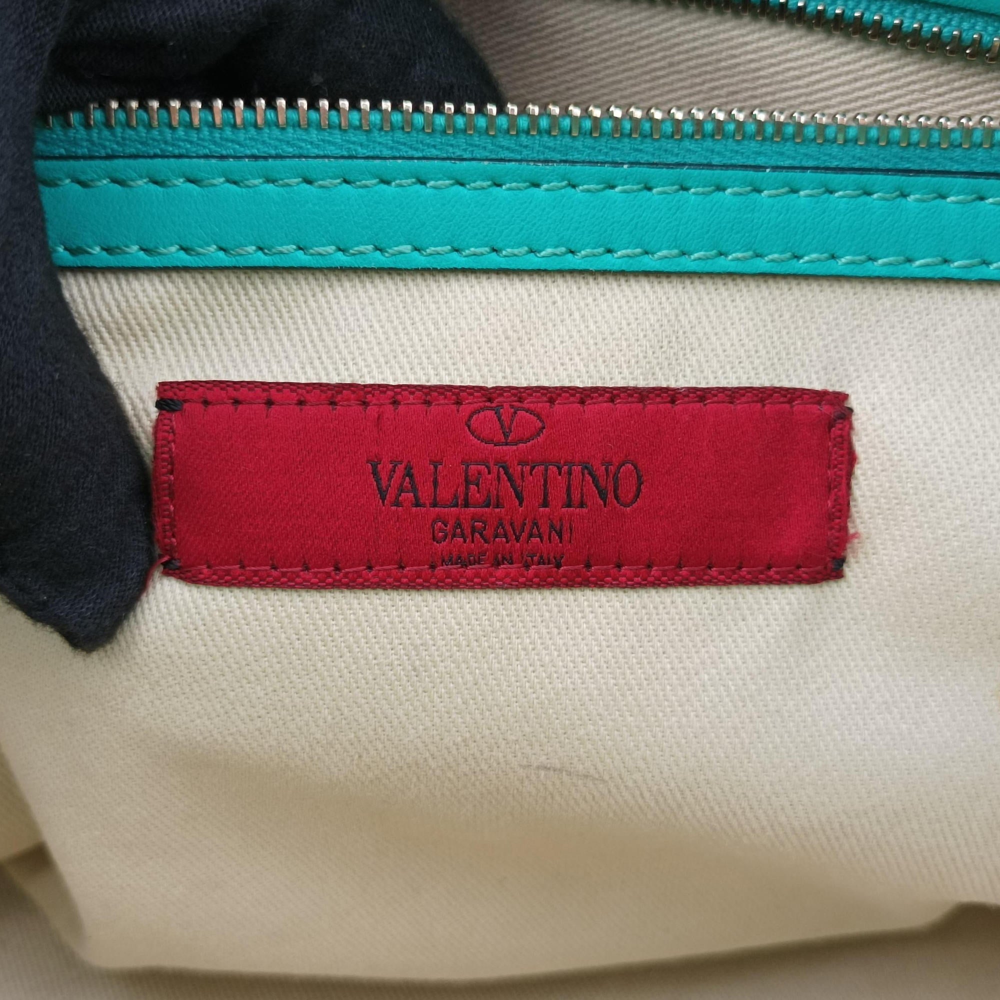 Pre-owned Valentino Rockstud Blue leather  shoulderbag | stylenewstar
