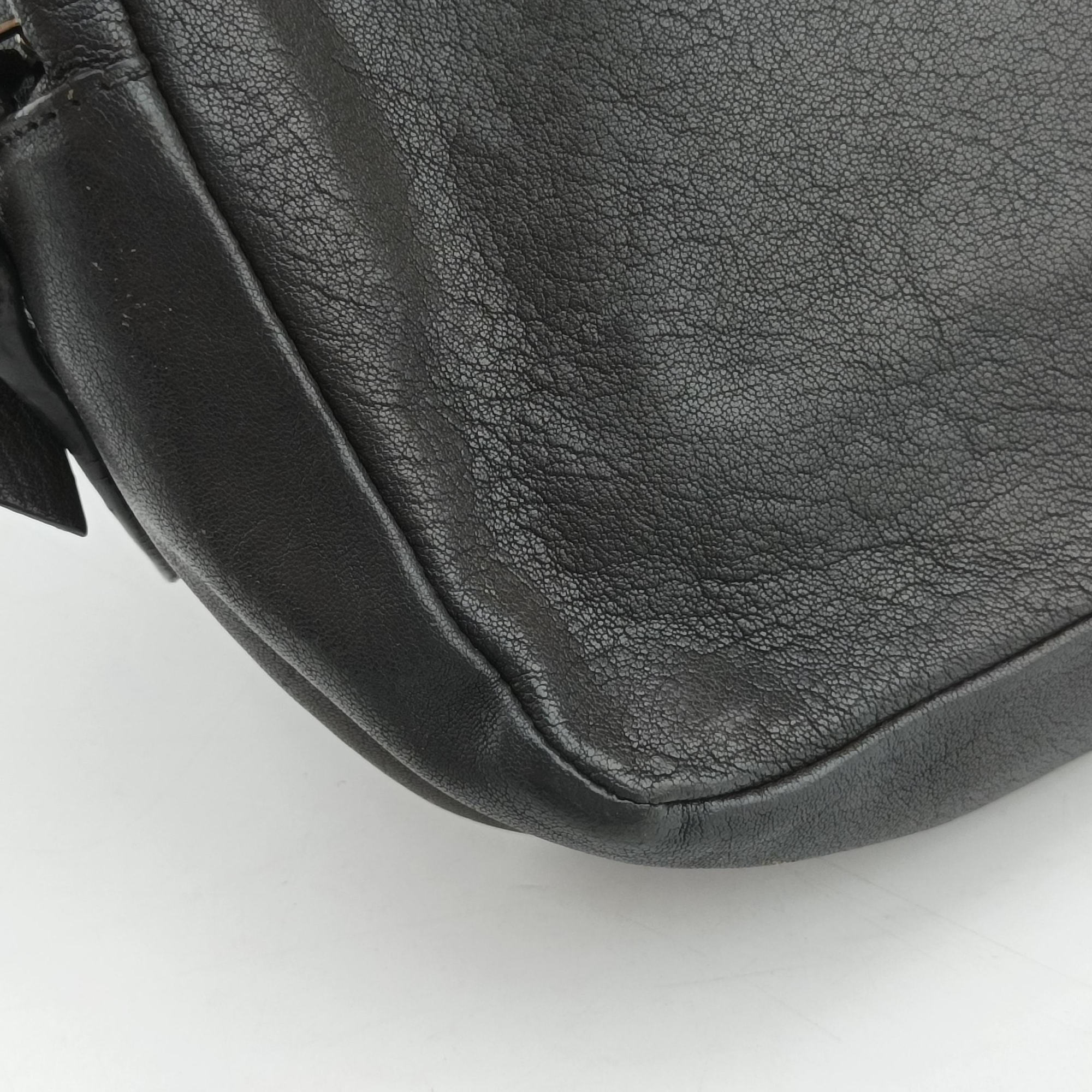 Pre-owned Yves Saint Laurent PARIS fringe Grey Leather 470299 shoulderbag | stylenewstar
