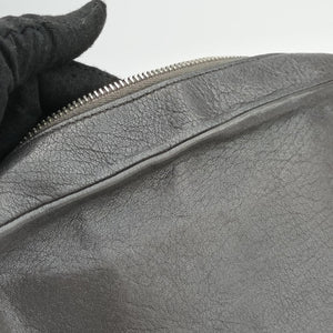 Pre-owned Yves Saint Laurent PARIS fringe Grey Leather 470299 shoulderbag | stylenewstar