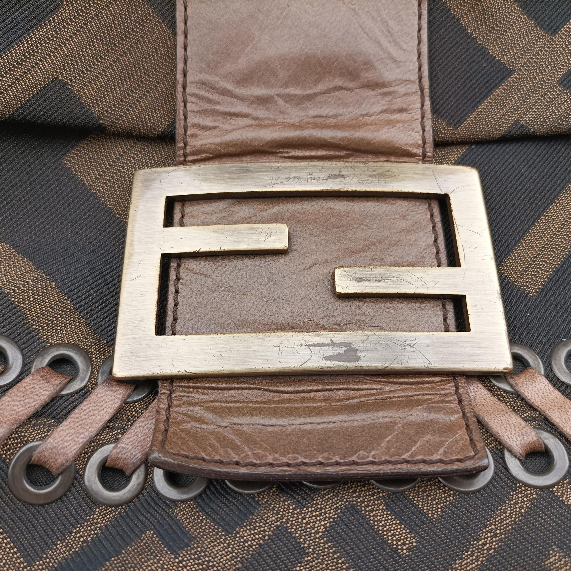 Pre-owned Fendi Mamma Bucket Brown canvas× Leather 8BT137 shoulderbag | stylenewstar