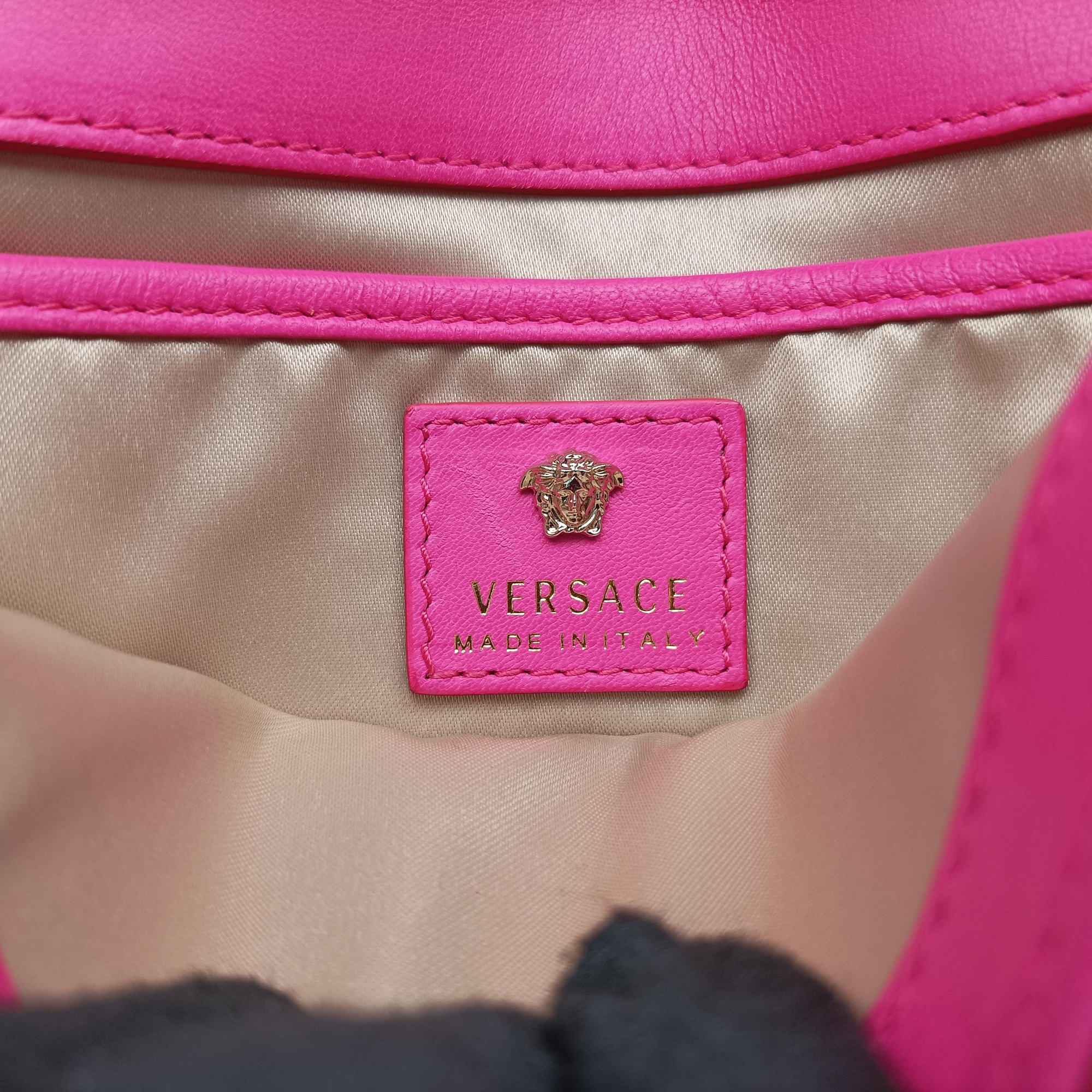 Vintage VERSACE La Medusa Rose Leather  shoulderbag | stylenewstar