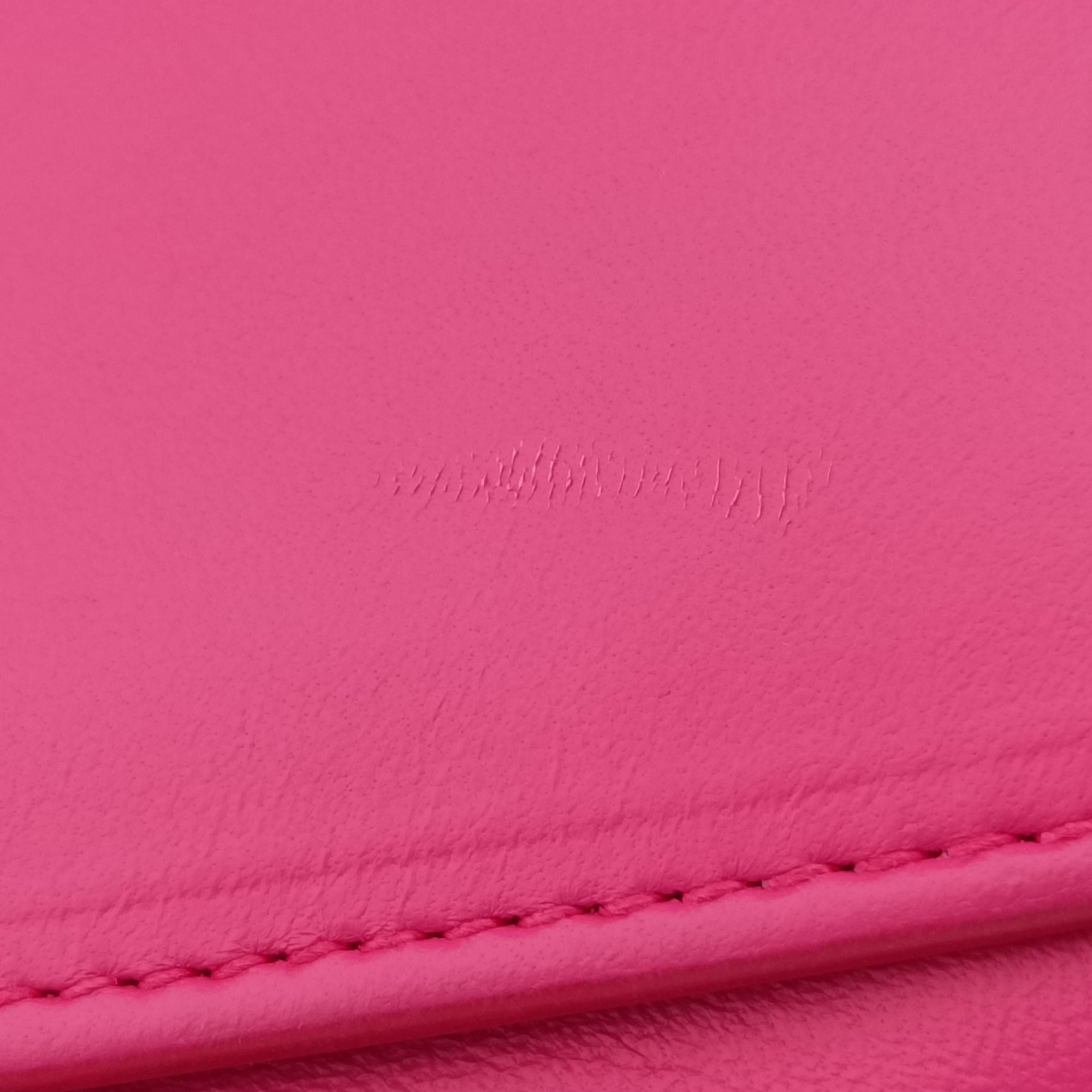 Vintage VERSACE La Medusa Rose Leather  shoulderbag | stylenewstar