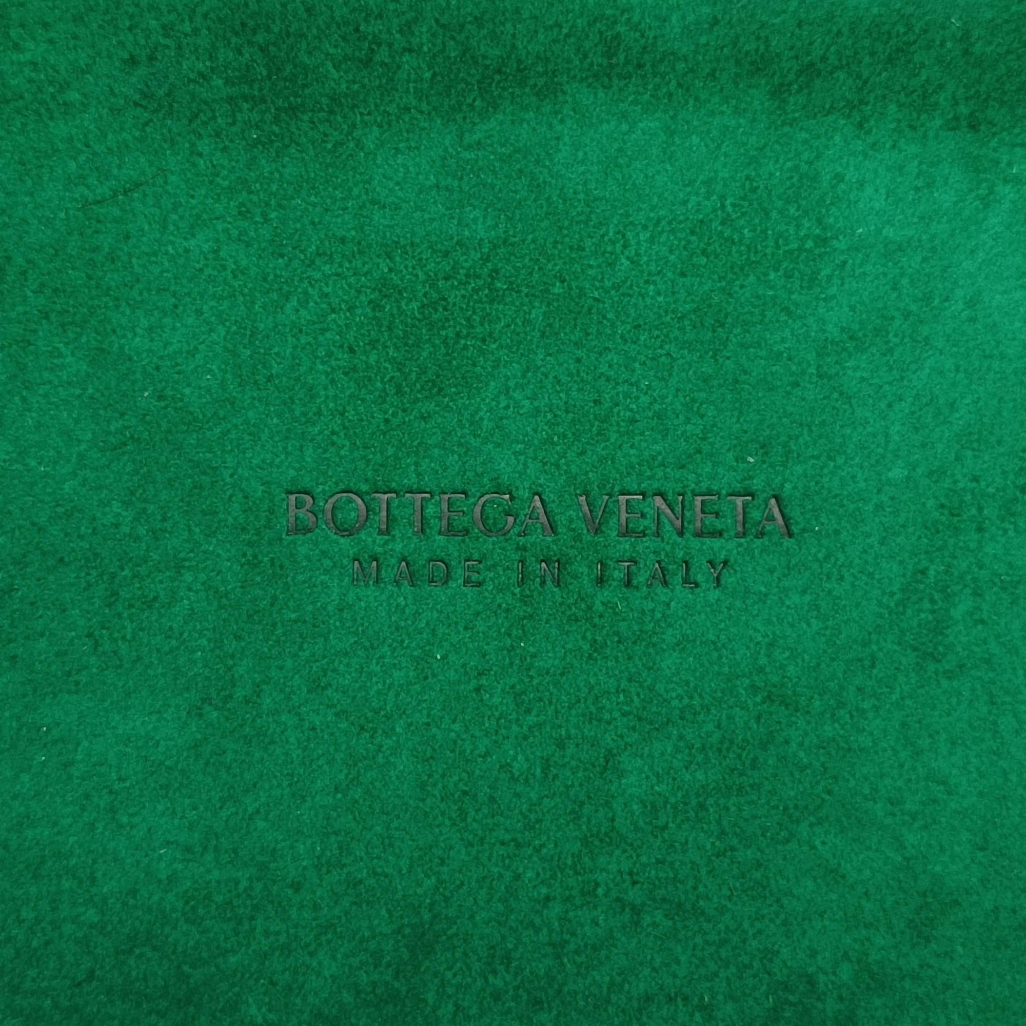 Pre-owned Bottega Veneta THE ARCO Tote Medium Green lambskin  handbag | stylenewstar