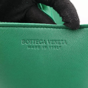 Pre-owned Bottega Veneta THE ARCO Tote Medium Green lambskin  handbag | stylenewstar