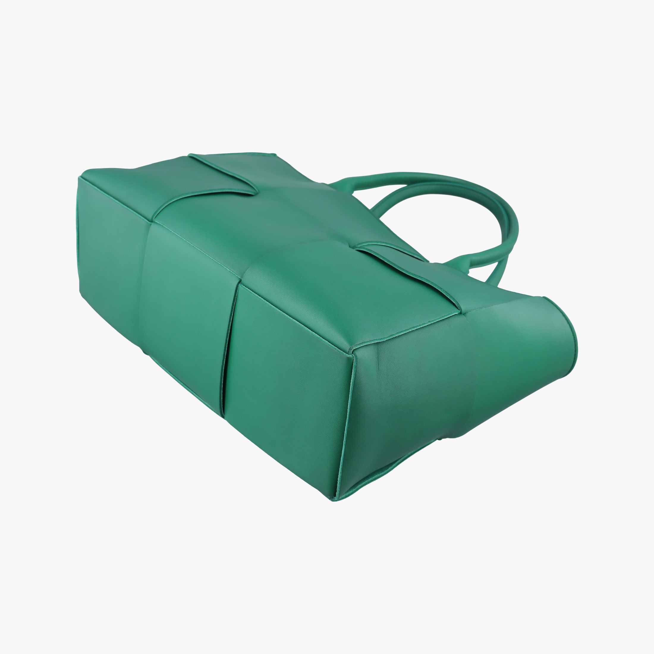 Pre-owned Bottega Veneta THE ARCO Tote Medium Green lambskin  handbag | stylenewstar
