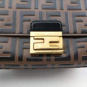 Pre-owned Fendi Kan U Brown×black Leather 8M0417 shoulderbag | stylenewstar