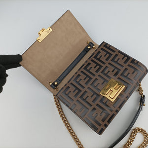 Pre-owned Fendi Kan U Brown×black Leather 8M0417 shoulderbag | stylenewstar