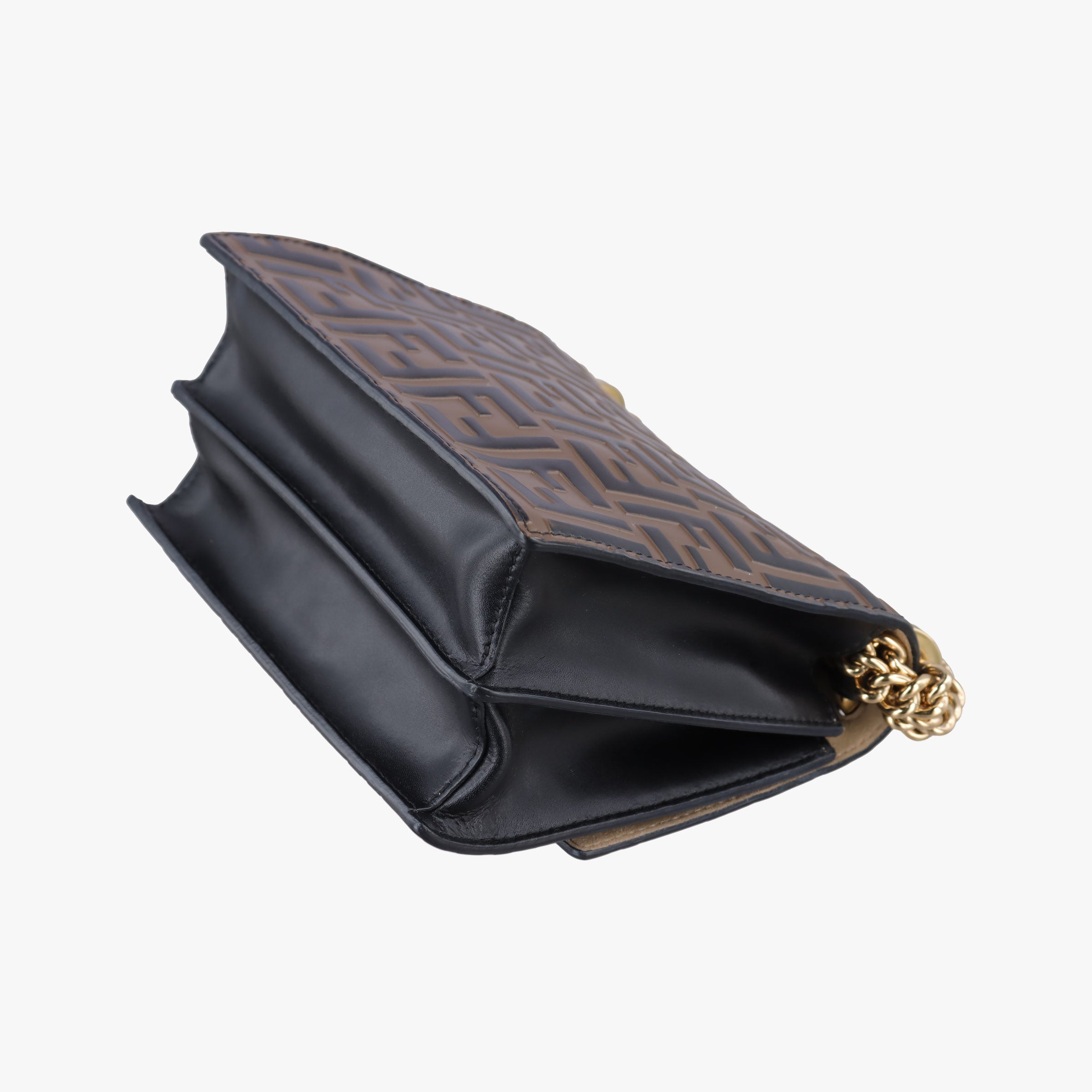 Pre-owned Fendi Kan U Brown×black Leather 8M0417 shoulderbag | stylenewstar