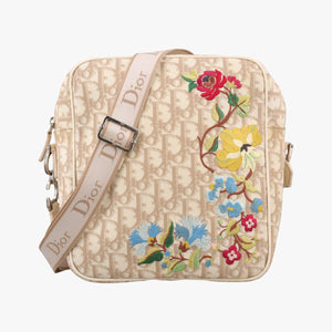 Pre-owned Christian Dior Trotter Flower Beige PVC Coated Canvas Floral Embroidery  shoulderbag | stylenewstar