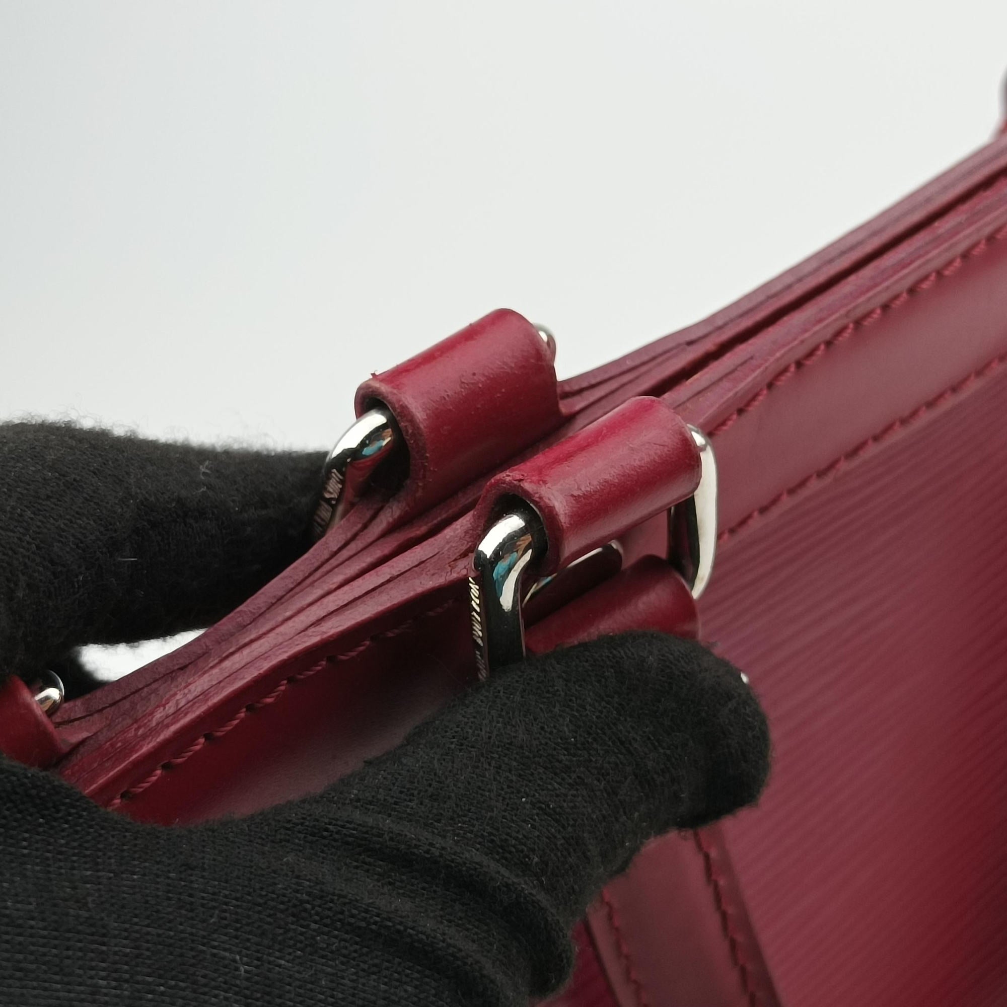 Pre-owned Louis Vuitton Brea MM CARMIN epi M4030E handbag | stylenewstar