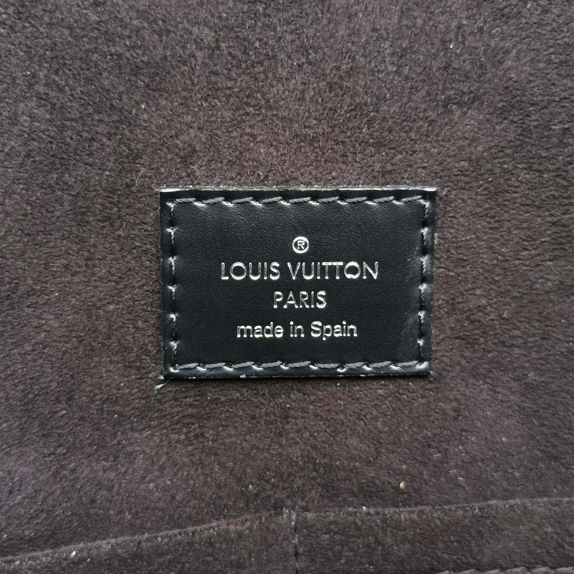 Pre-owned Louis Vuitton Chain Flower Cluny MM BLACK Epi M42488 shoulderbag | stylenewstar