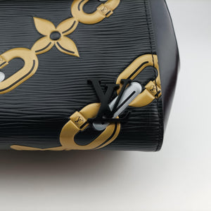Pre-owned Louis Vuitton Chain Flower Cluny MM BLACK Epi M42488 shoulderbag | stylenewstar