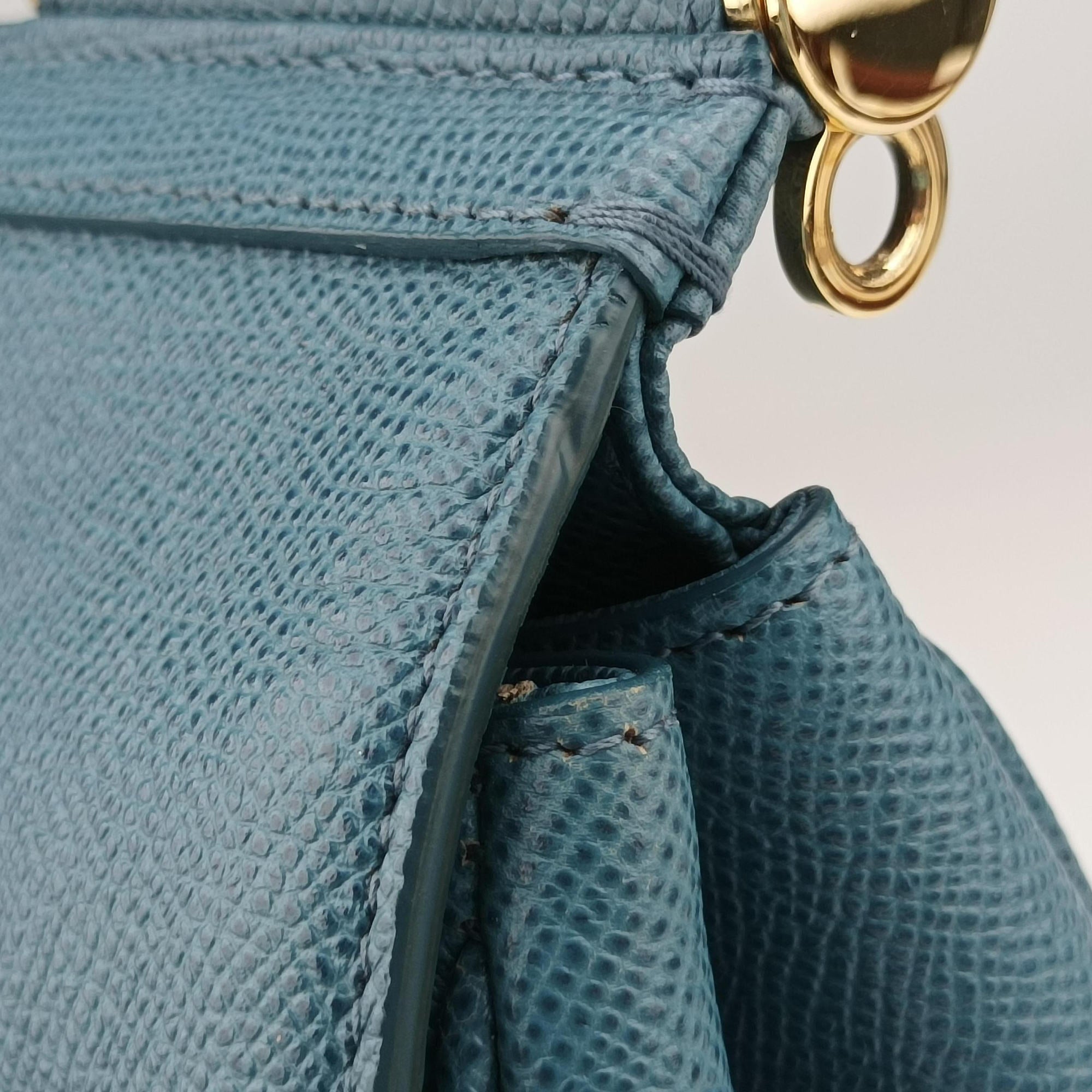 Pre-owned Dolce & Gabbana SICILY Blue Leather  shoulderbag | stylenewstar