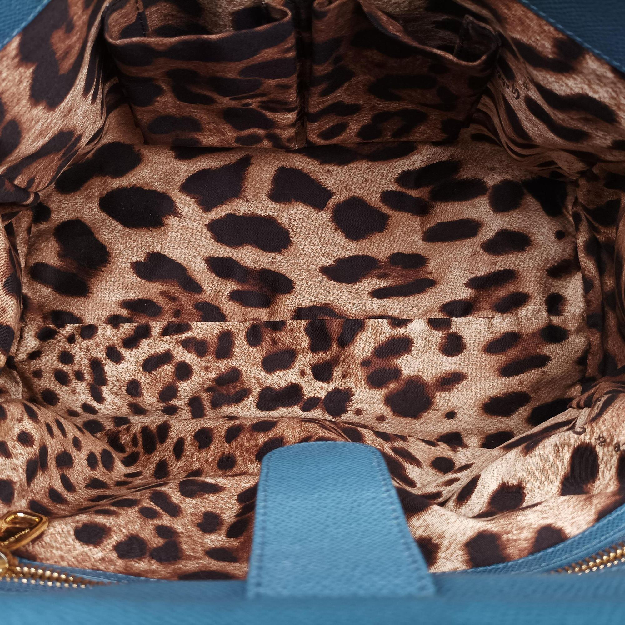Pre-owned Dolce & Gabbana SICILY Blue Leather  shoulderbag | stylenewstar