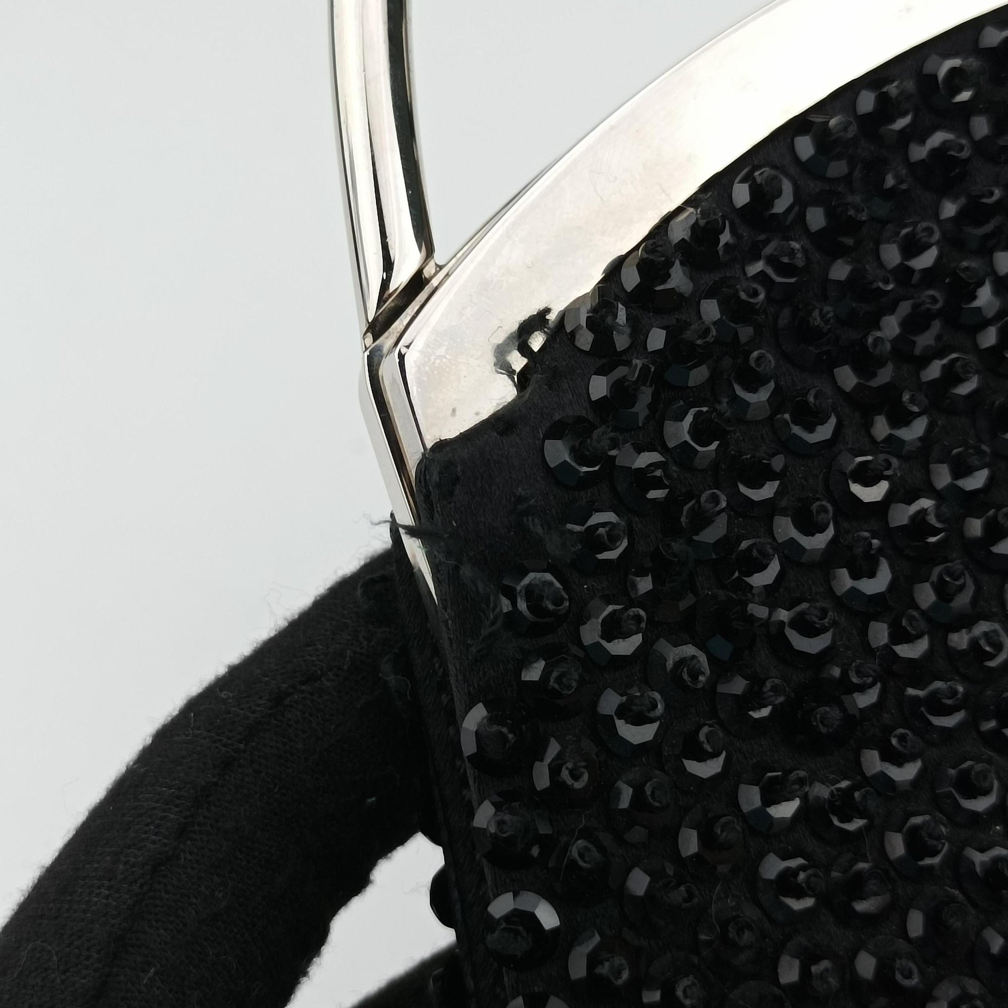 Pre-owned Gucci Beaded Satin Evening Black Sequins 005 47 handbag | stylenewstar