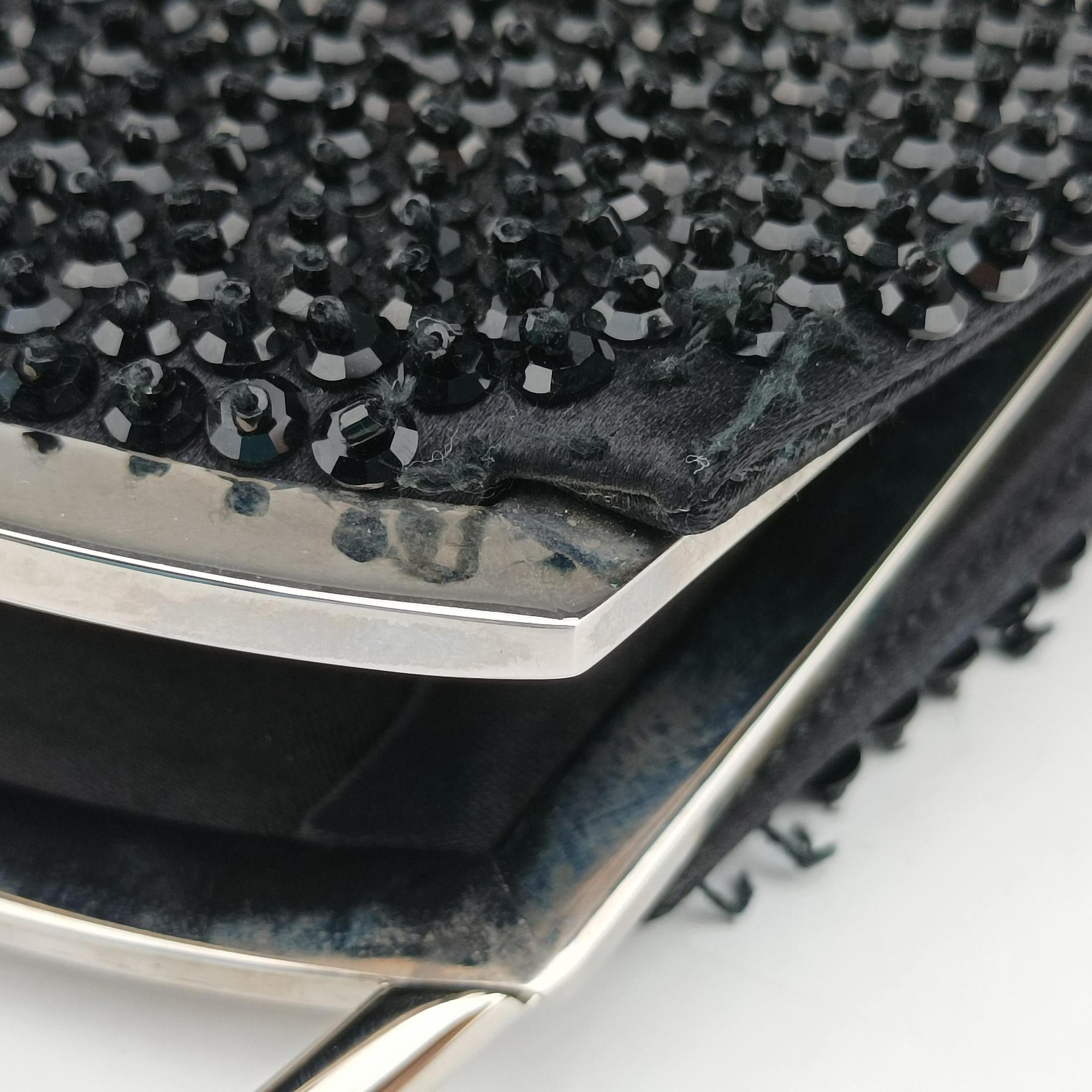 Pre-owned Gucci Beaded Satin Evening Black Sequins 005 47 handbag | stylenewstar