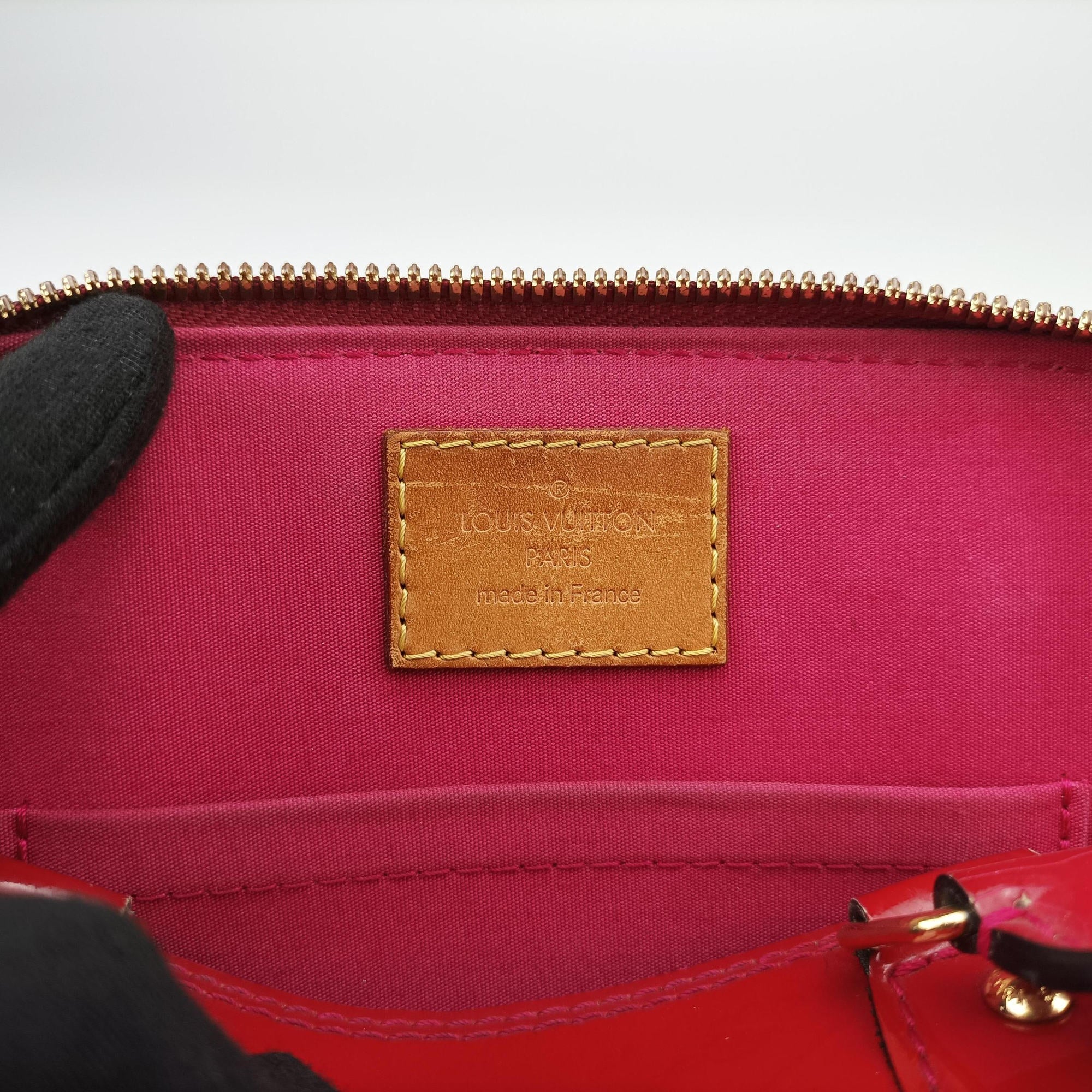 Pre-owned Louis Vuitton Alma BB pomme d'amour Vernis M91606 shoulderbag | stylenewstar