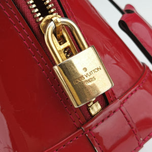 Pre-owned Louis Vuitton Alma BB pomme d'amour Vernis M91606 shoulderbag | stylenewstar