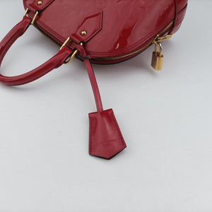 Pre-owned Louis Vuitton Alma BB pomme d'amour Vernis M91606 shoulderbag | stylenewstar