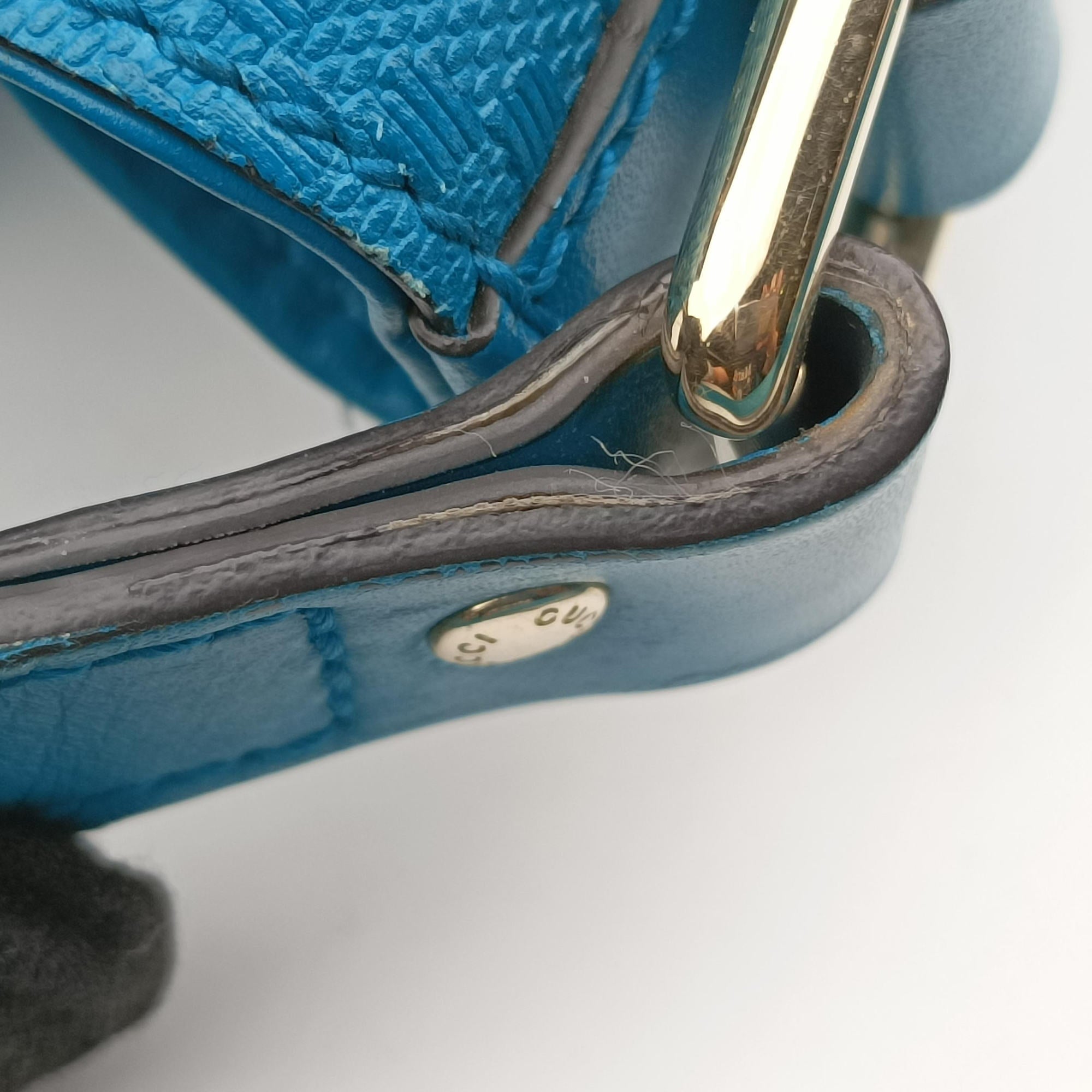 Pre-owned Gucci Bright Diamante Bucket Blue Leather 354229 shoulderbag | stylenewstar
